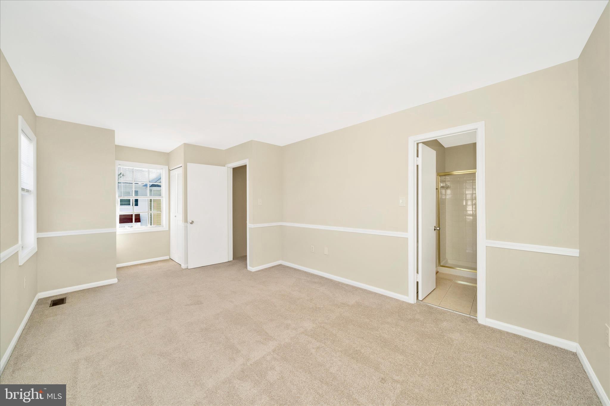 CROFTON MEWS CONDO - Residential