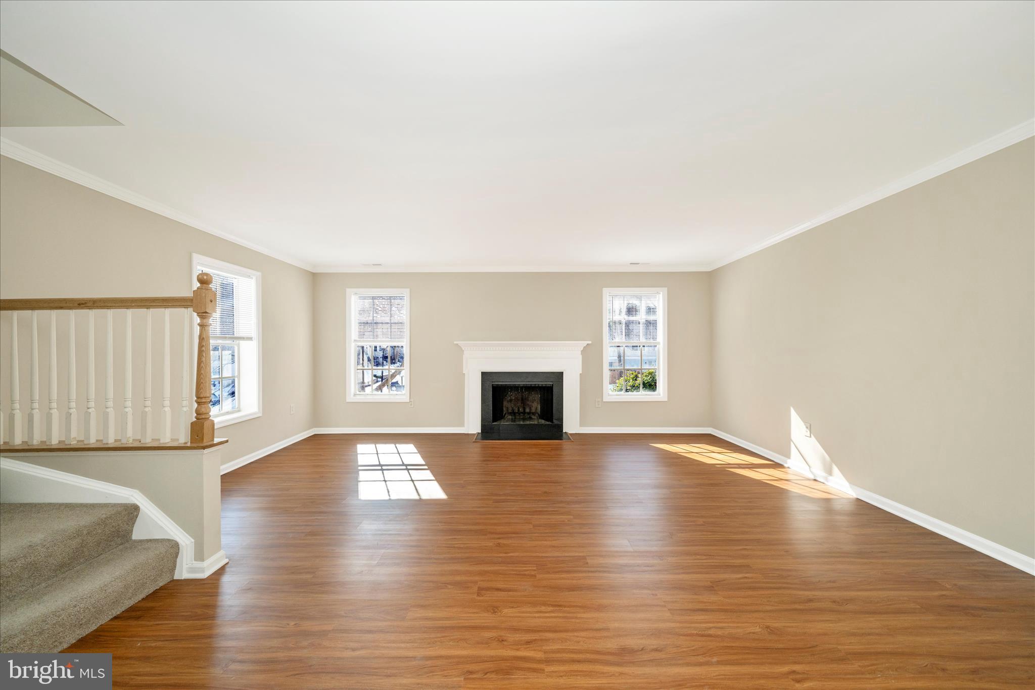 CROFTON MEWS CONDO - Residential