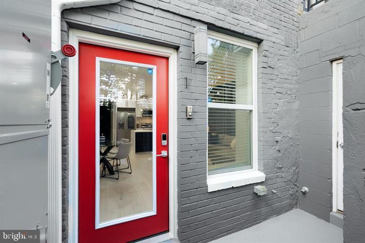 525 KENNEDY STREET NW 1