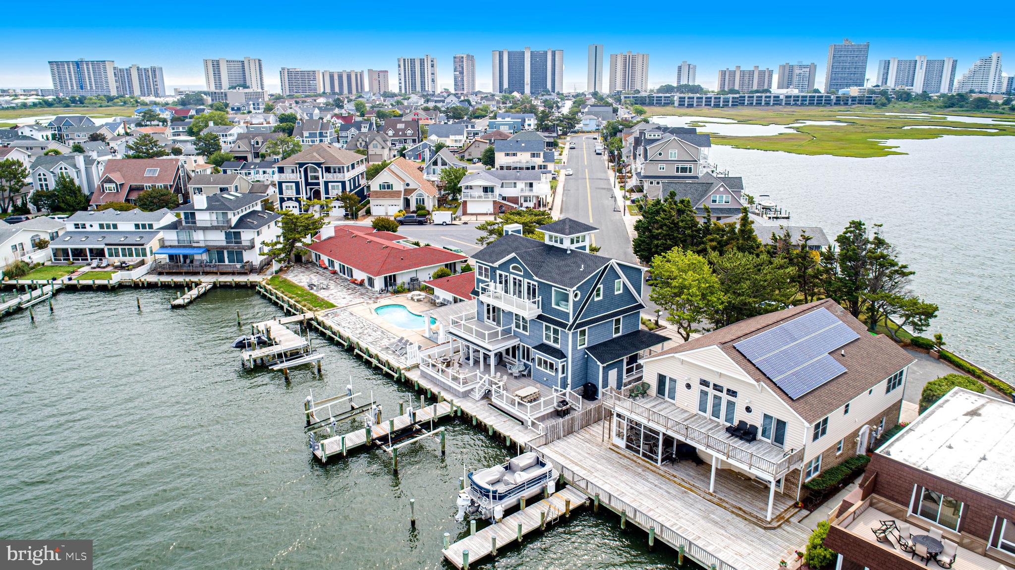 CAINE KEYS II EXT - Residential