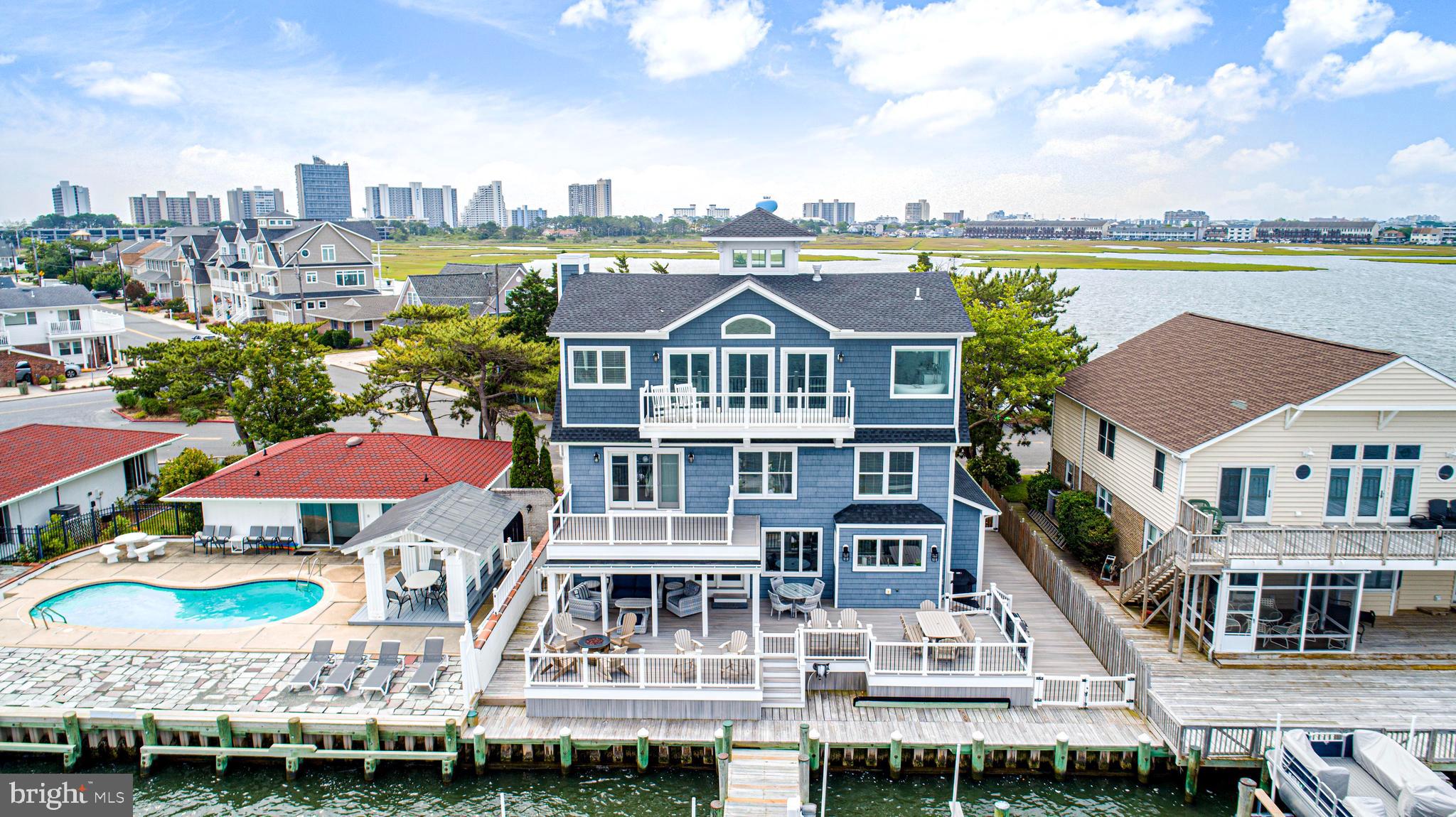 CAINE KEYS II EXT - Residential