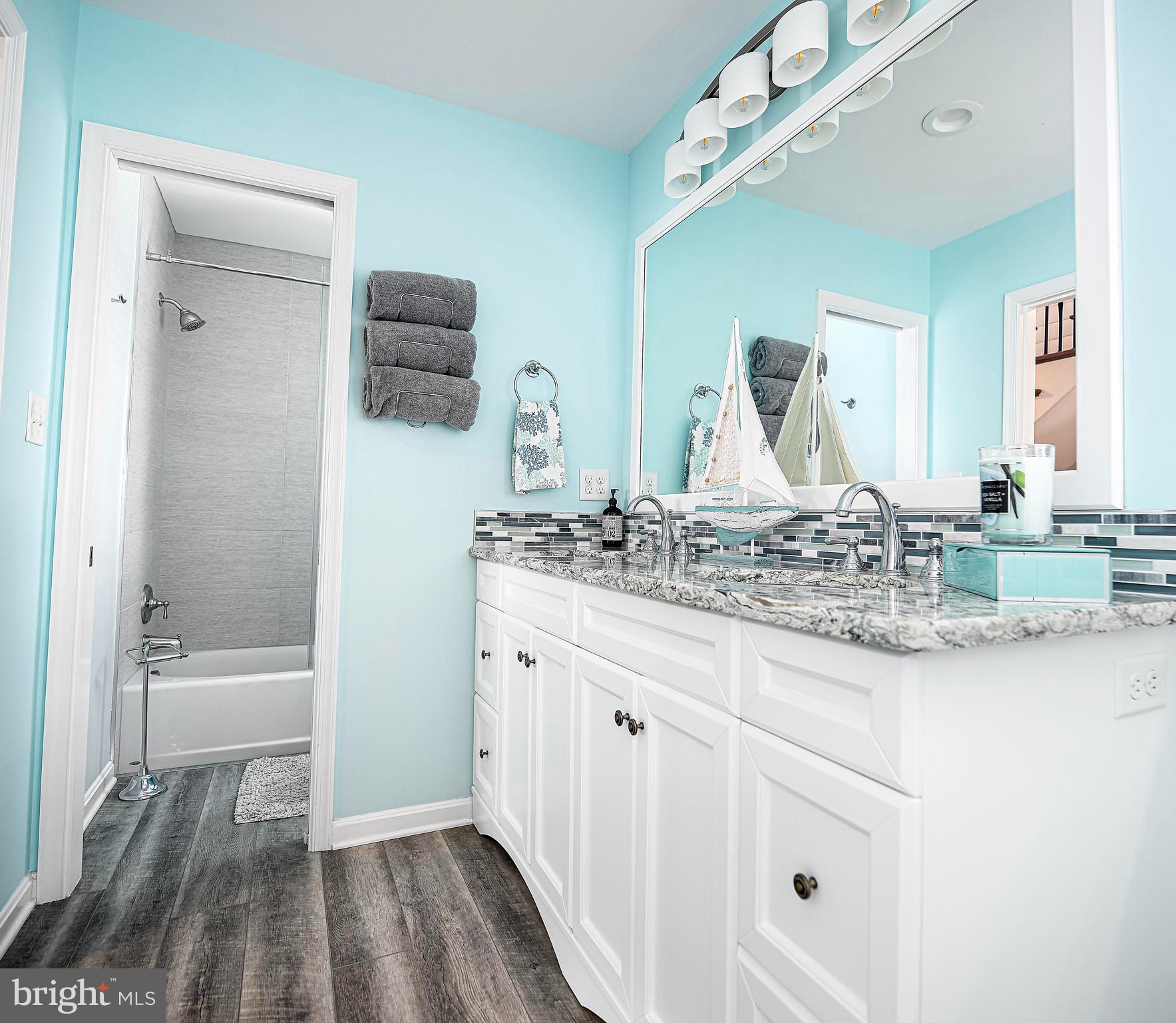 CAINE KEYS II EXT - Residential