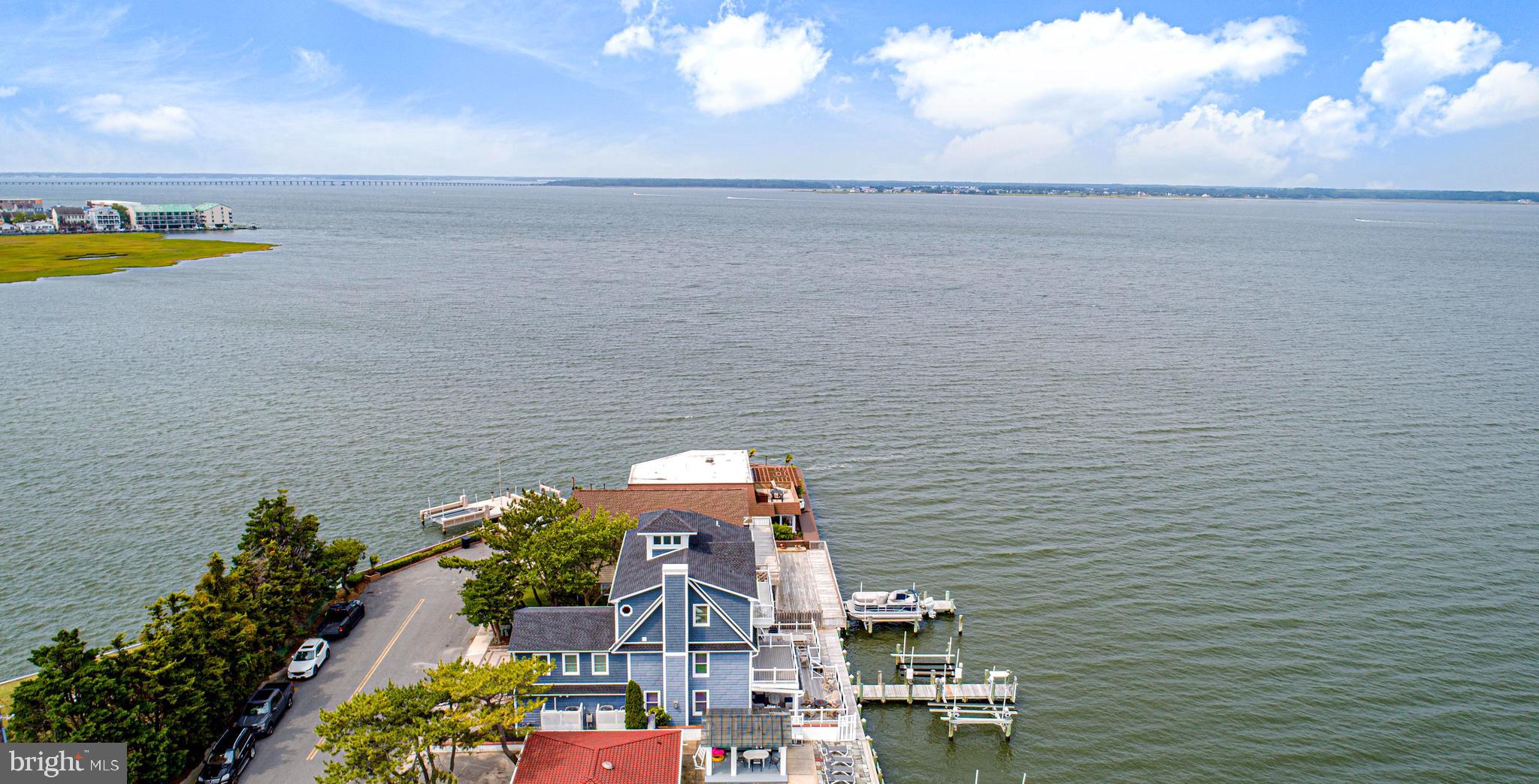 CAINE KEYS II EXT - Residential