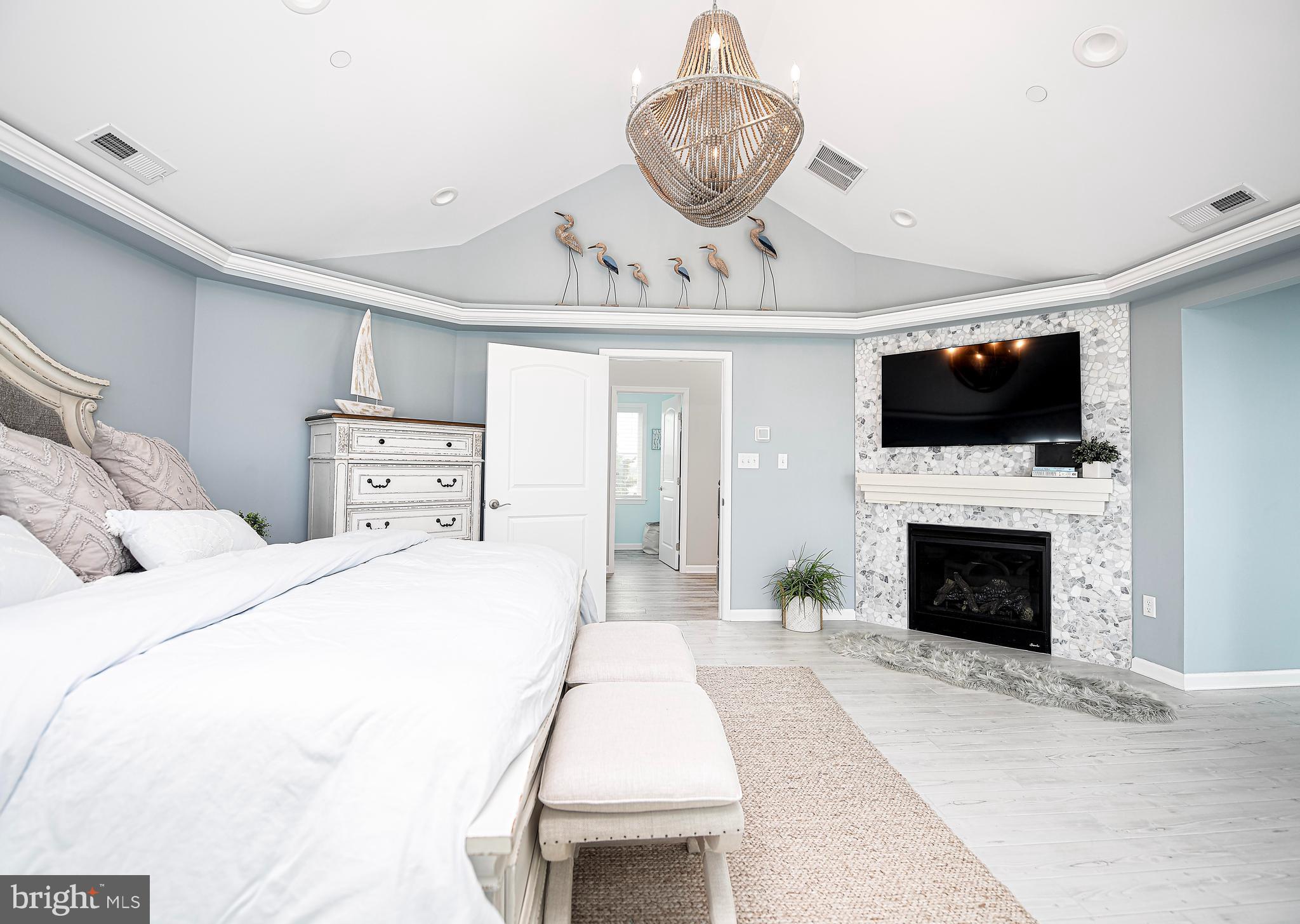 CAINE KEYS II EXT - Residential