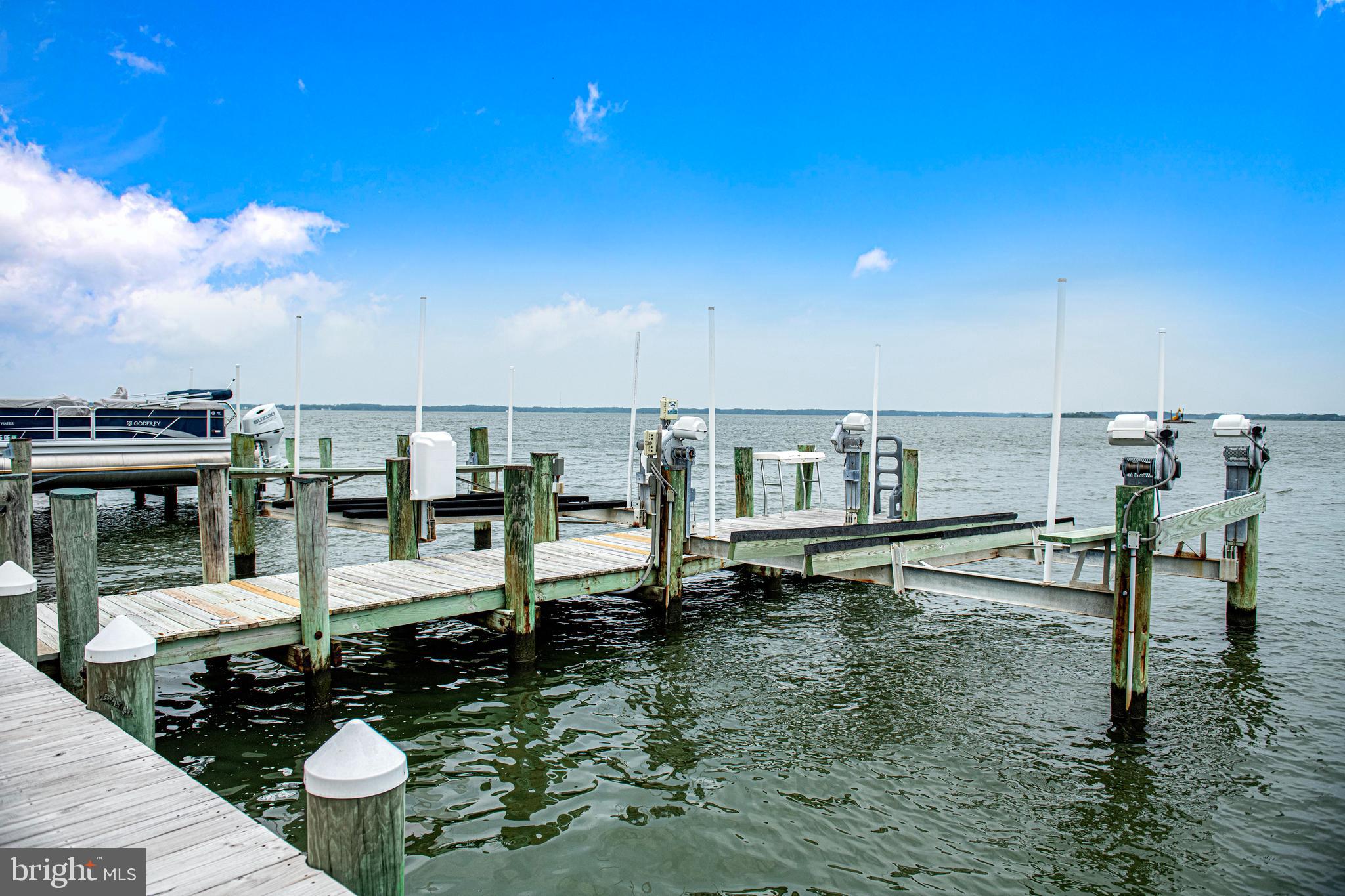 CAINE KEYS II EXT - Residential