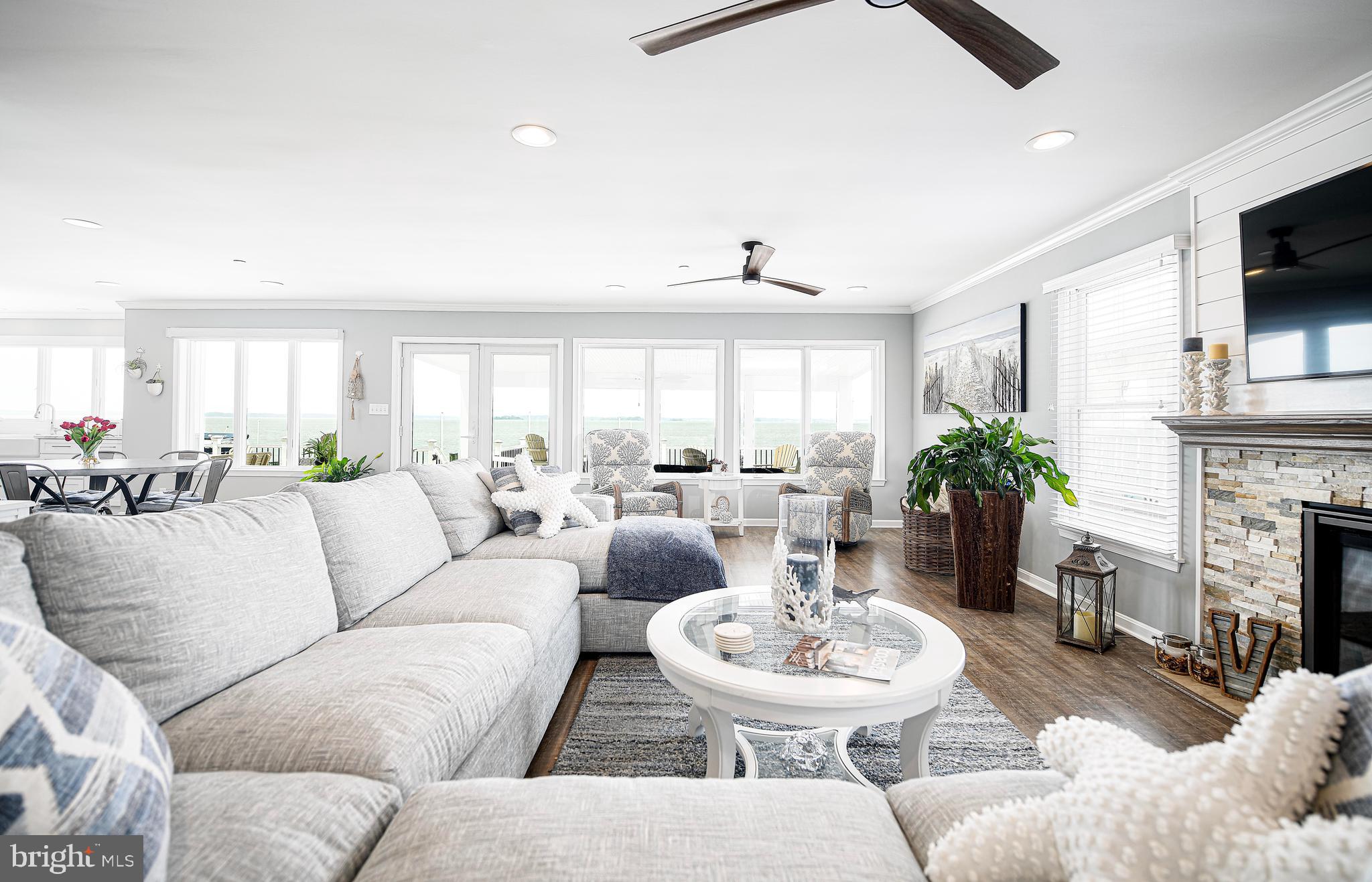 CAINE KEYS II EXT - Residential