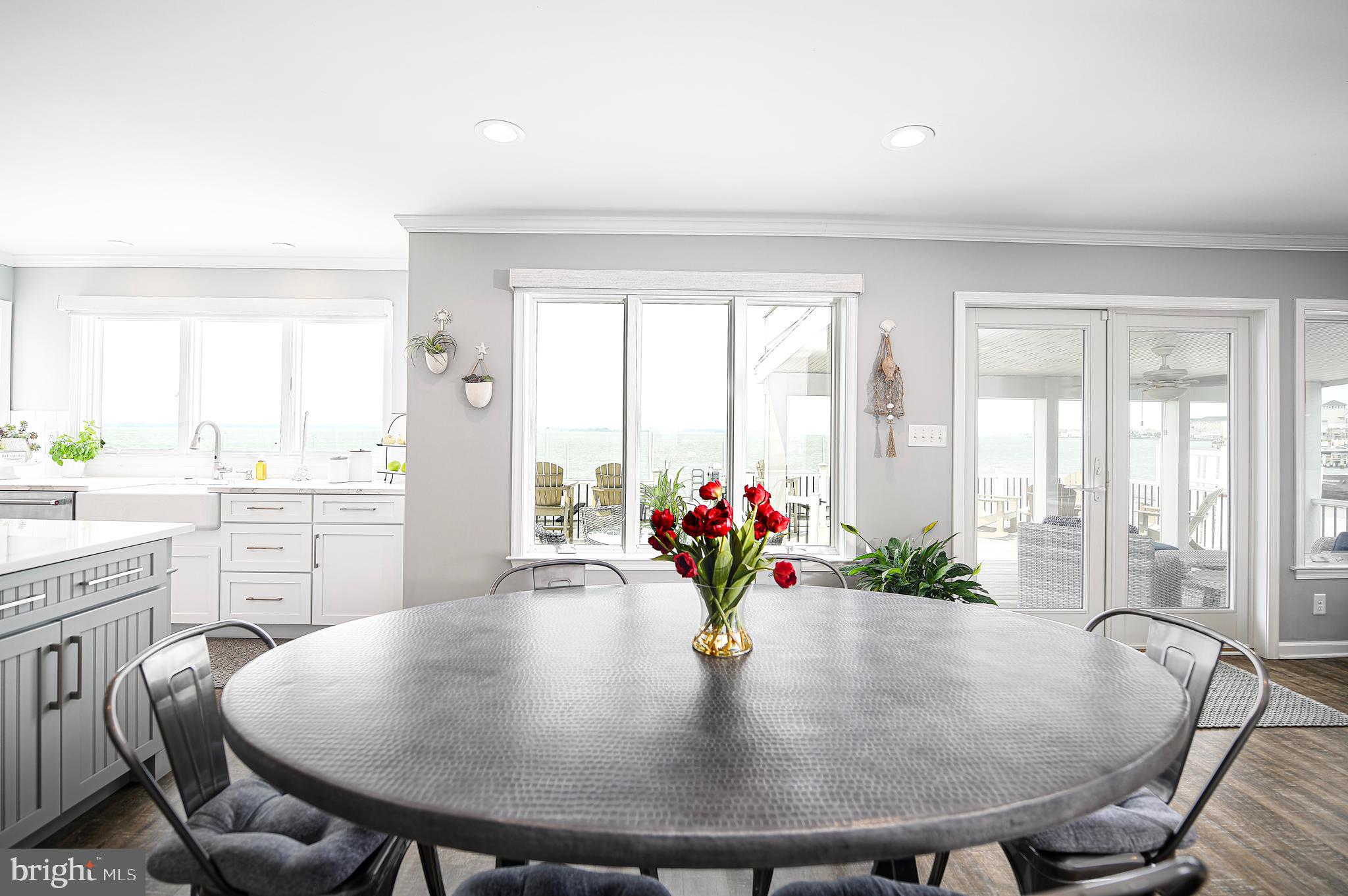 CAINE KEYS II EXT - Residential