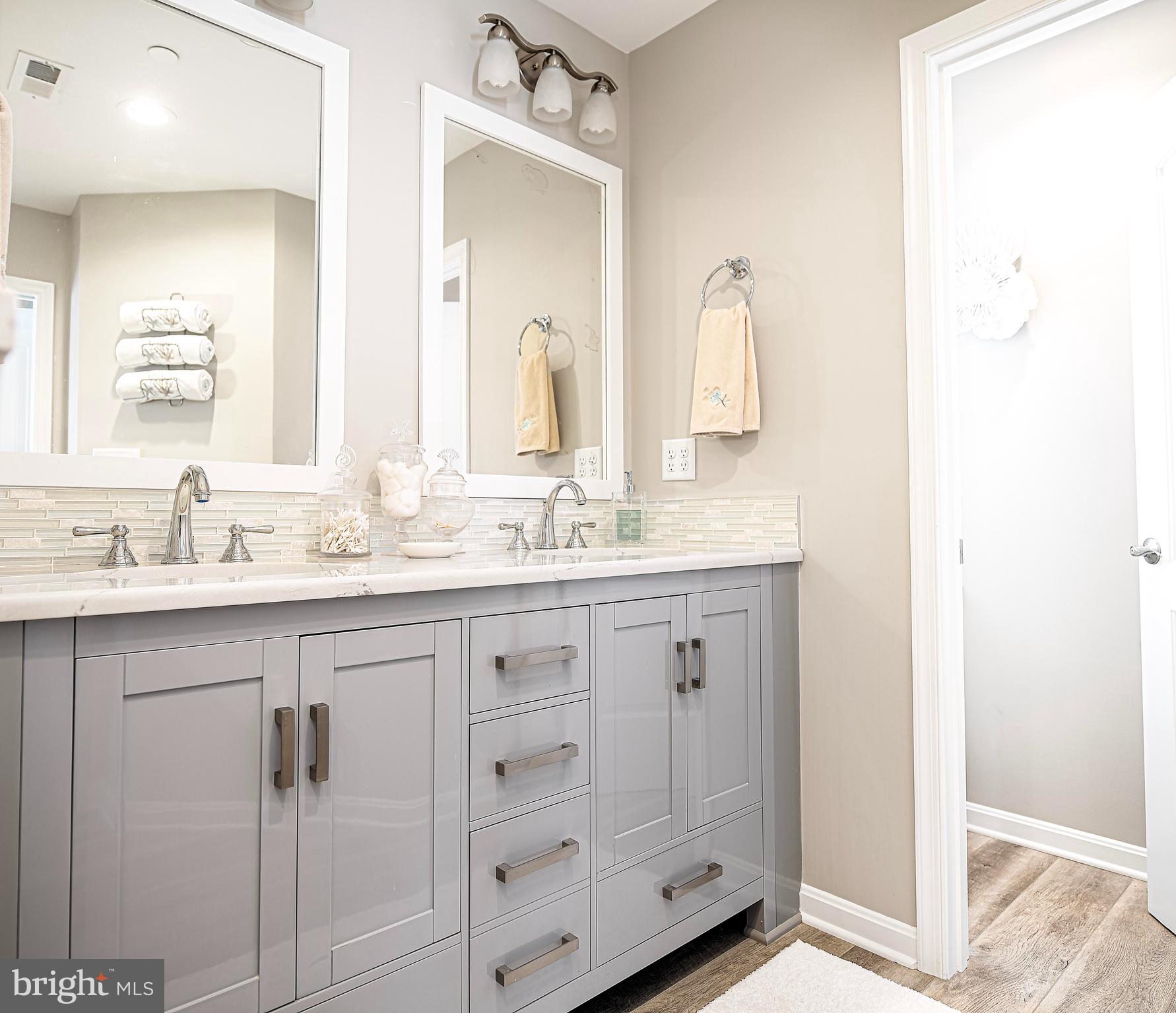 CAINE KEYS II EXT - Residential