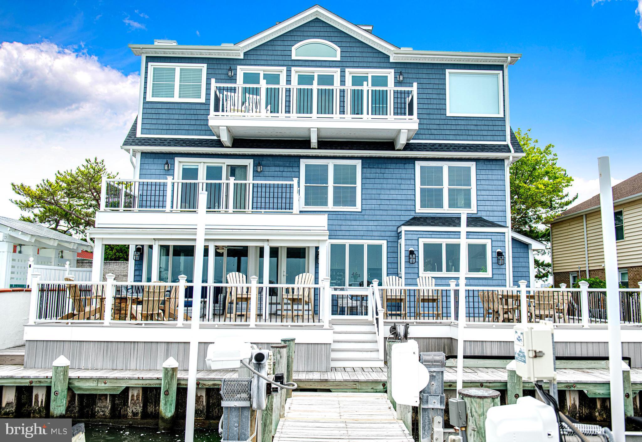 CAINE KEYS II EXT - Residential