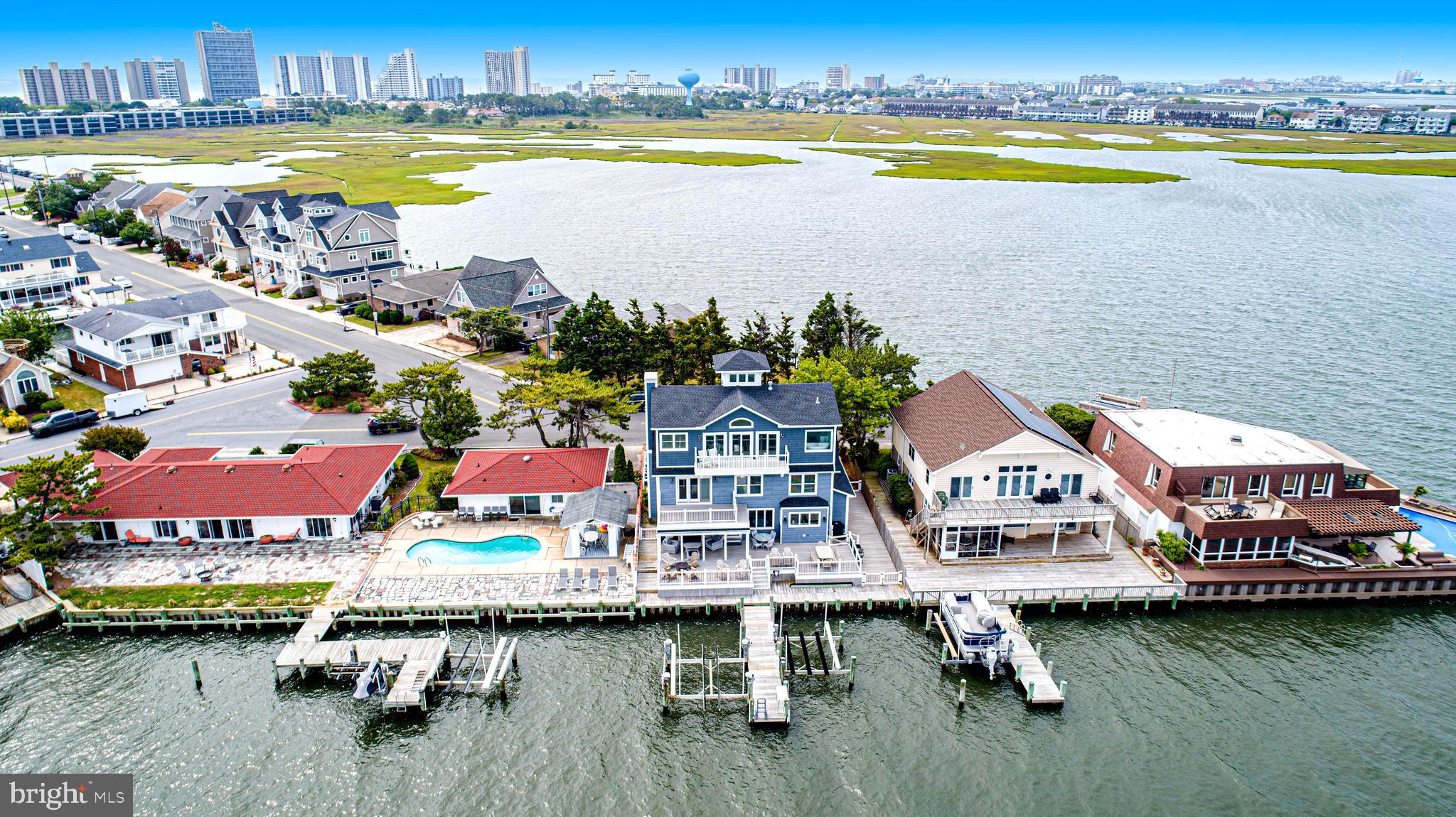 CAINE KEYS II EXT - Residential