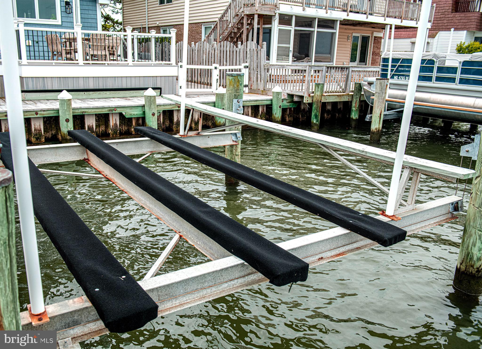 CAINE KEYS II EXT - Residential