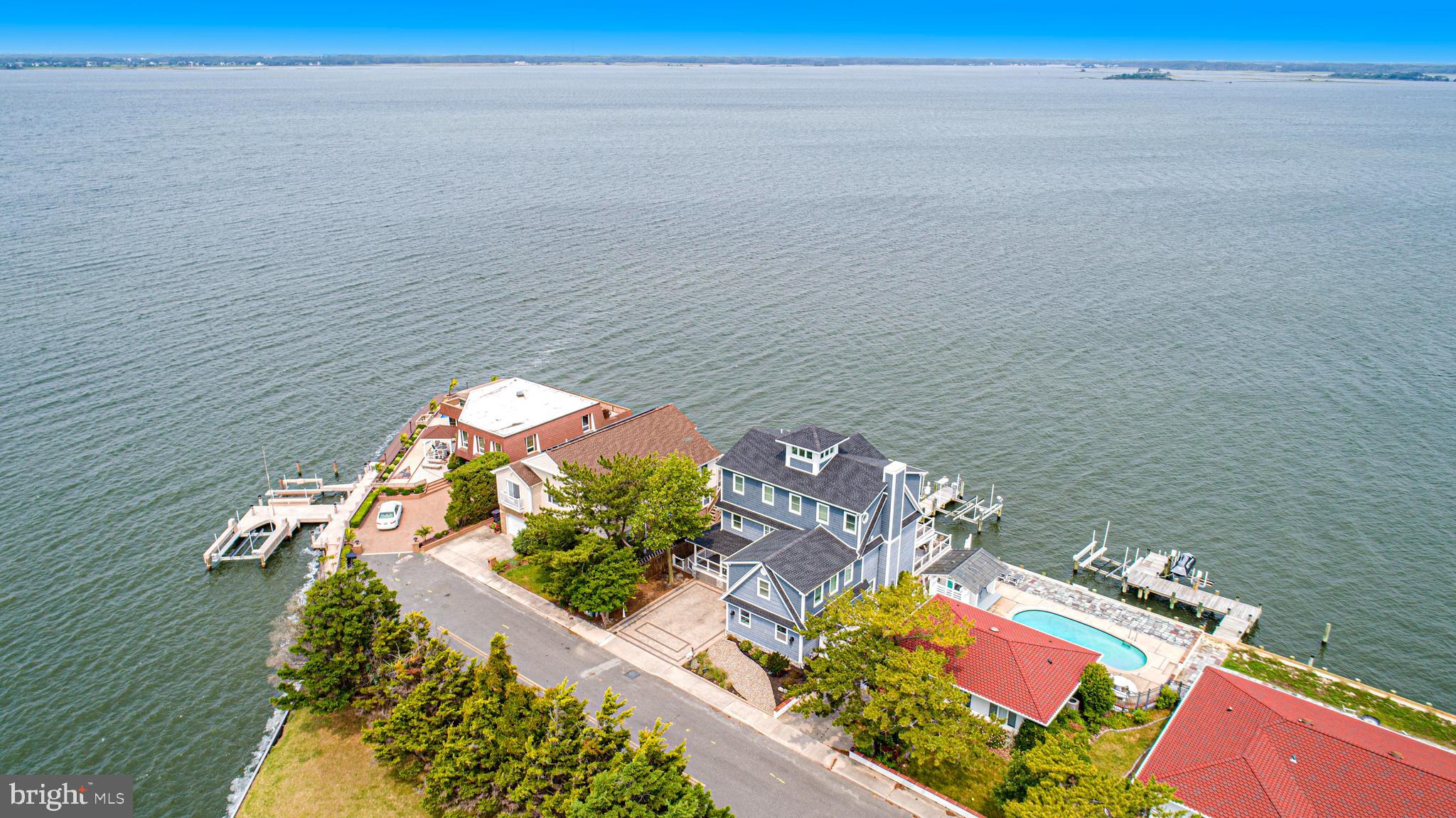 CAINE KEYS II EXT - Residential