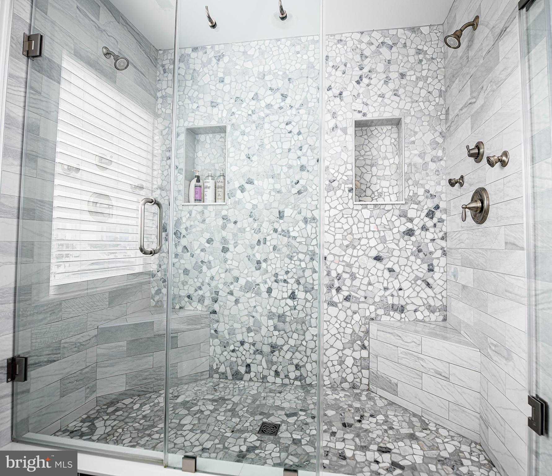 CAINE KEYS II EXT - Residential