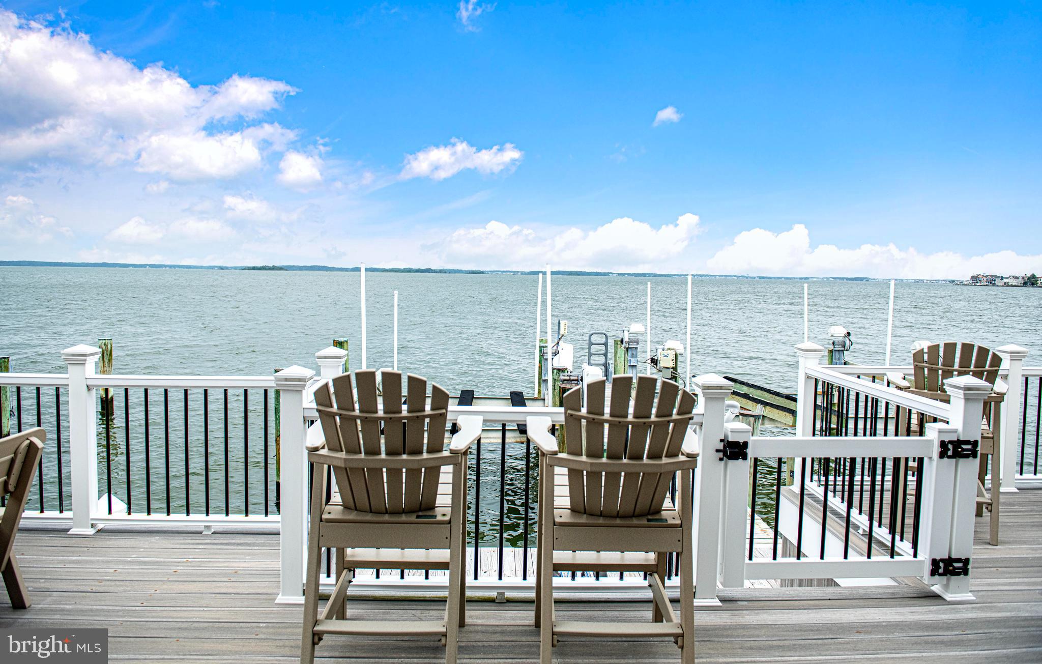 CAINE KEYS II EXT - Residential