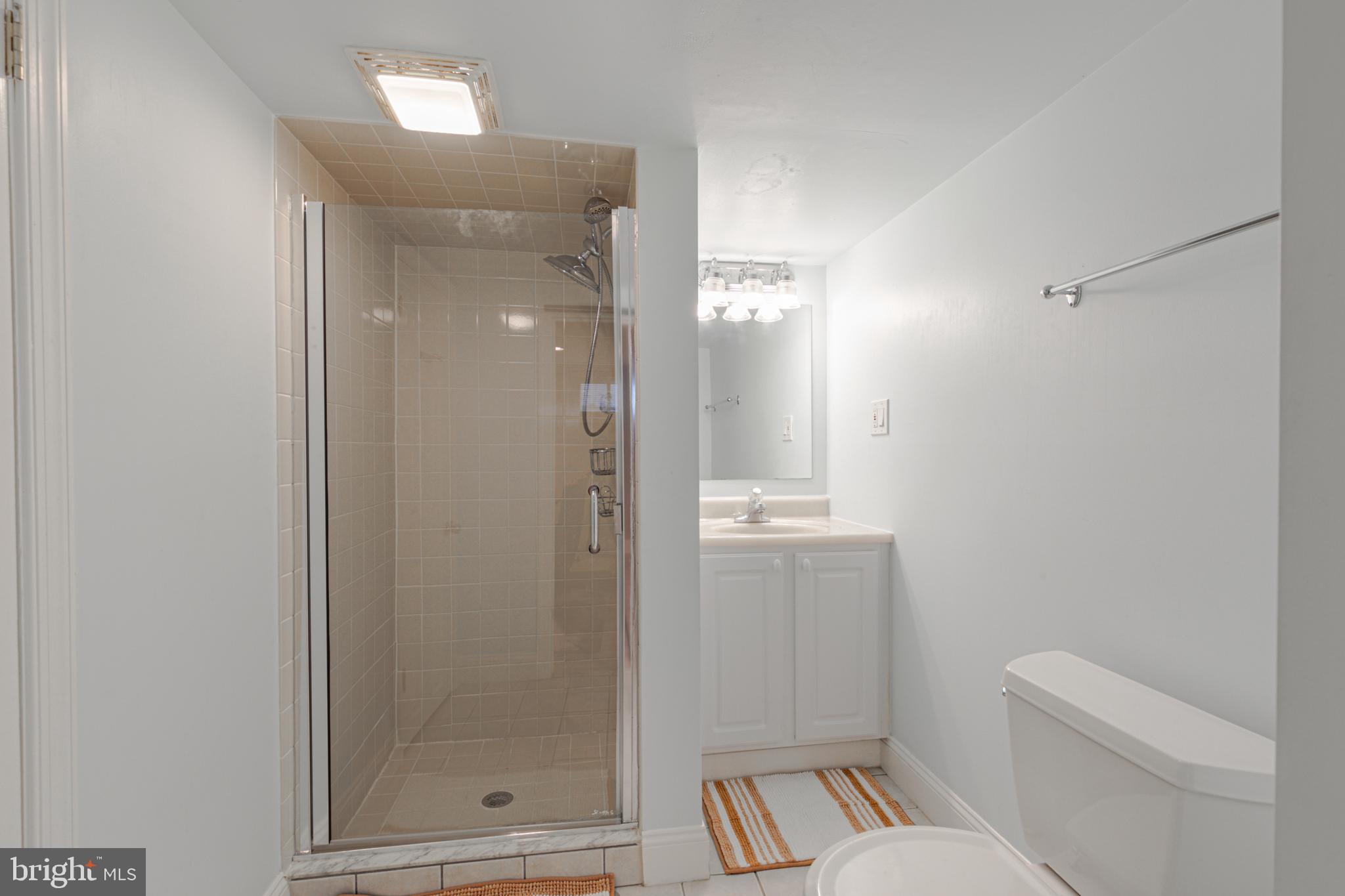 DEL RAY - Residential Lease