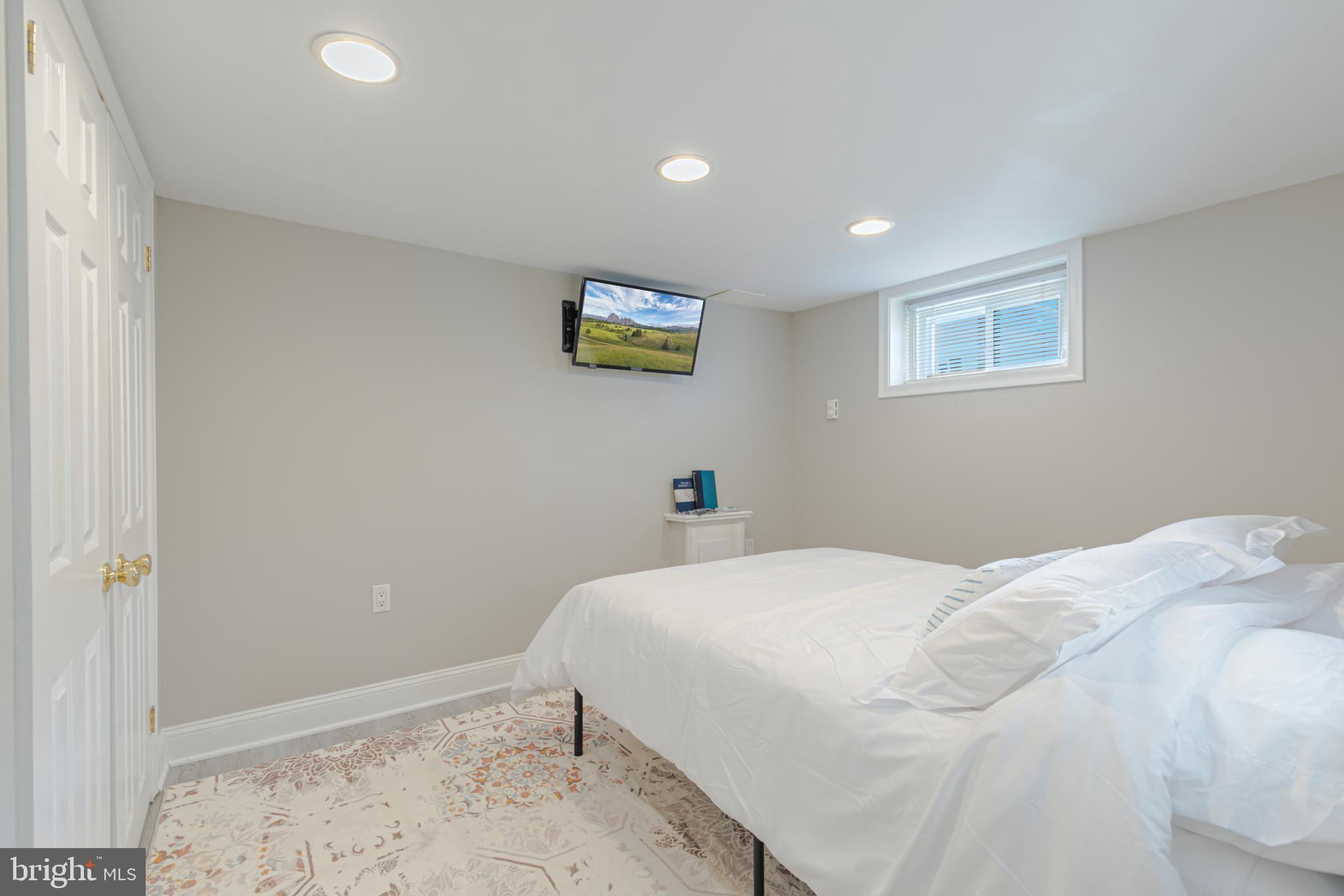 DEL RAY - Residential Lease