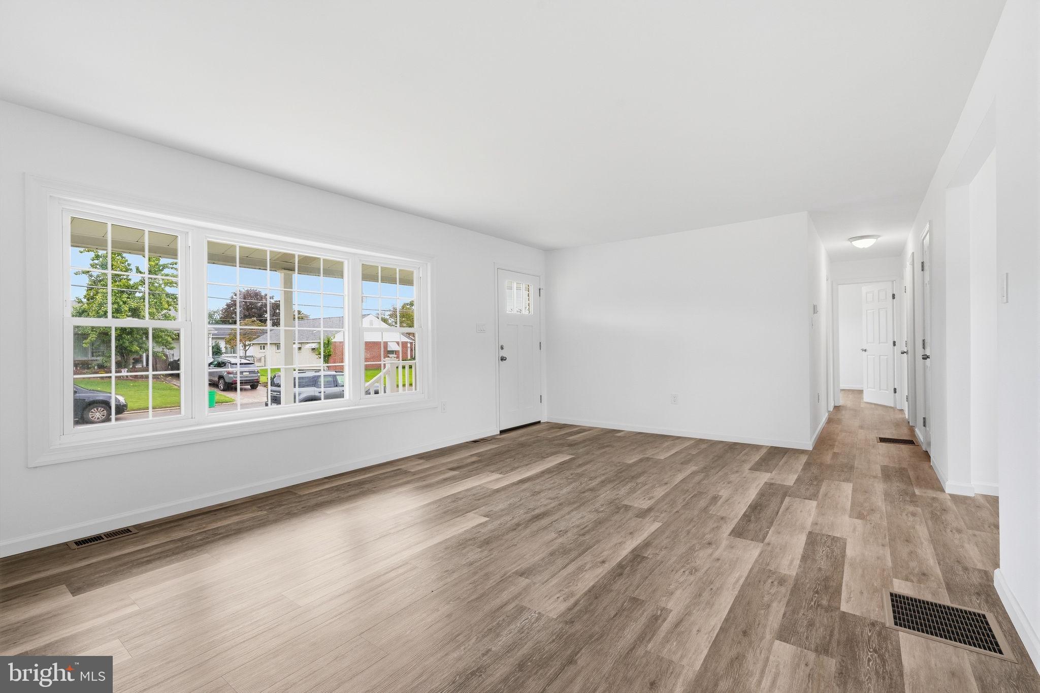 908 OLD ORCHARD LANE