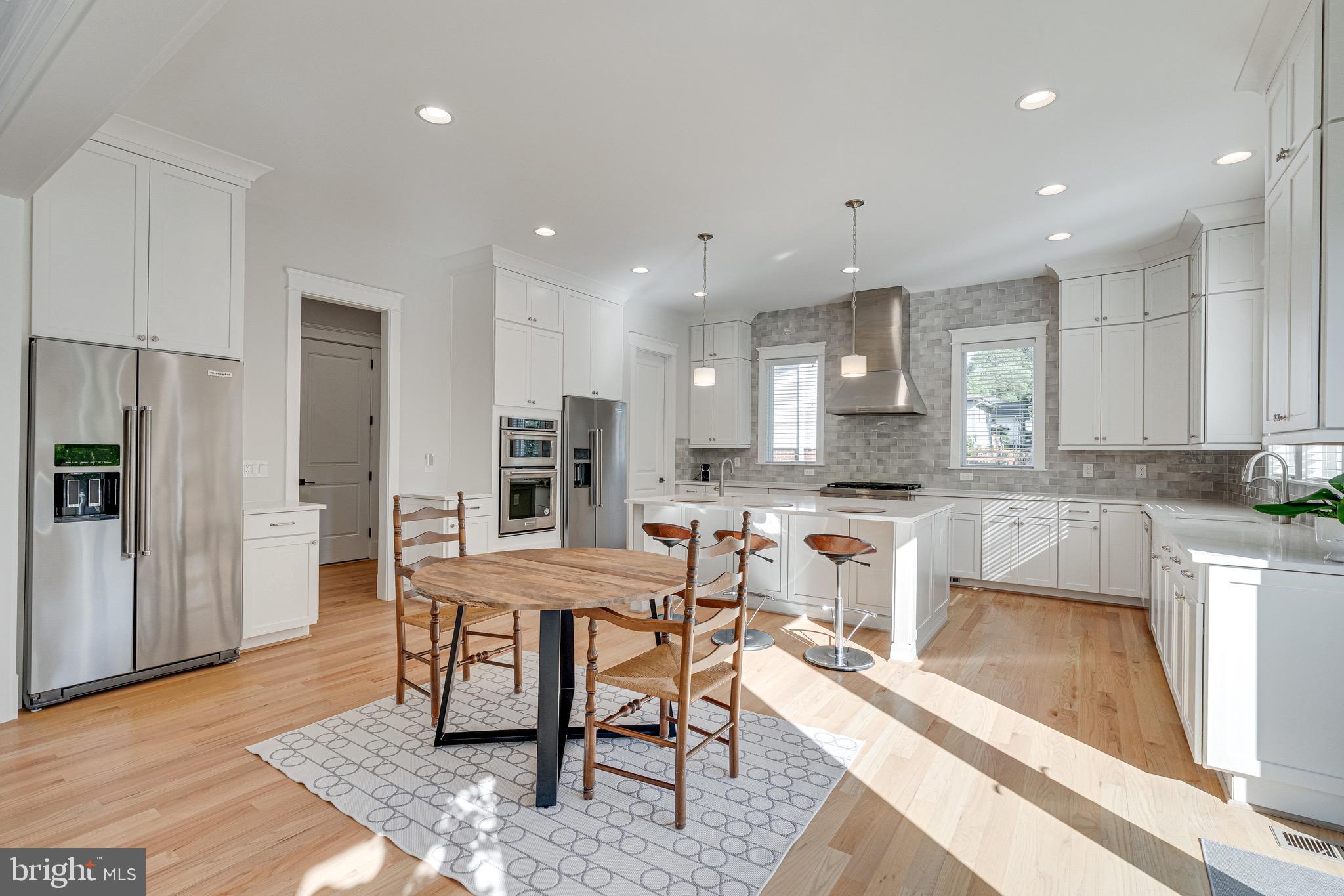 EL NIDO ESTATES - Residential