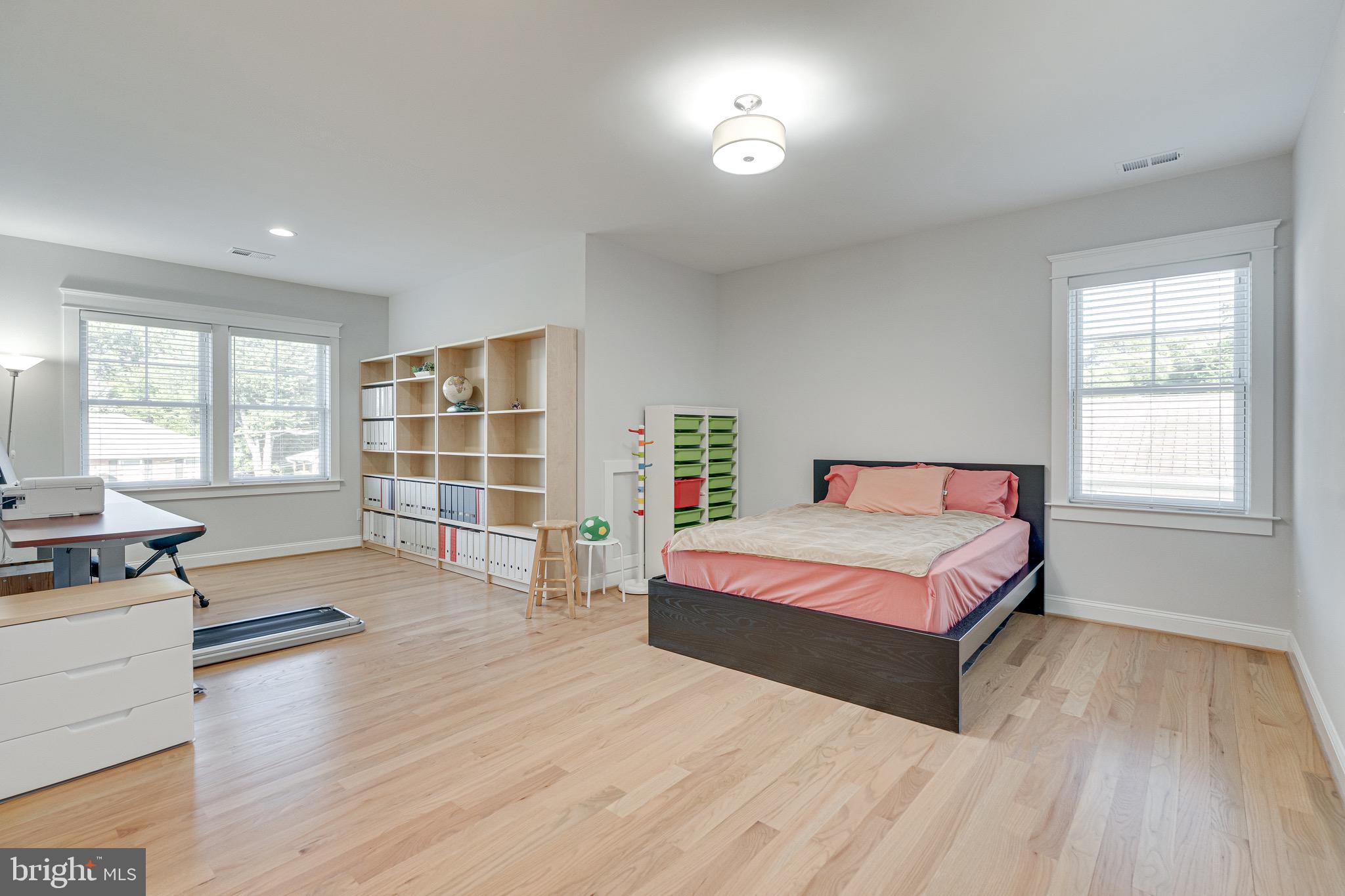 EL NIDO ESTATES - Residential