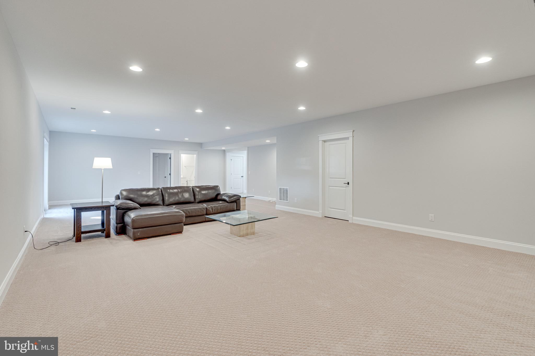 EL NIDO ESTATES - Residential