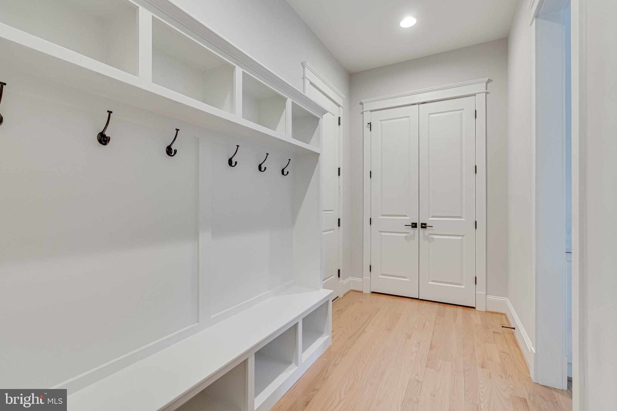 EL NIDO ESTATES - Residential