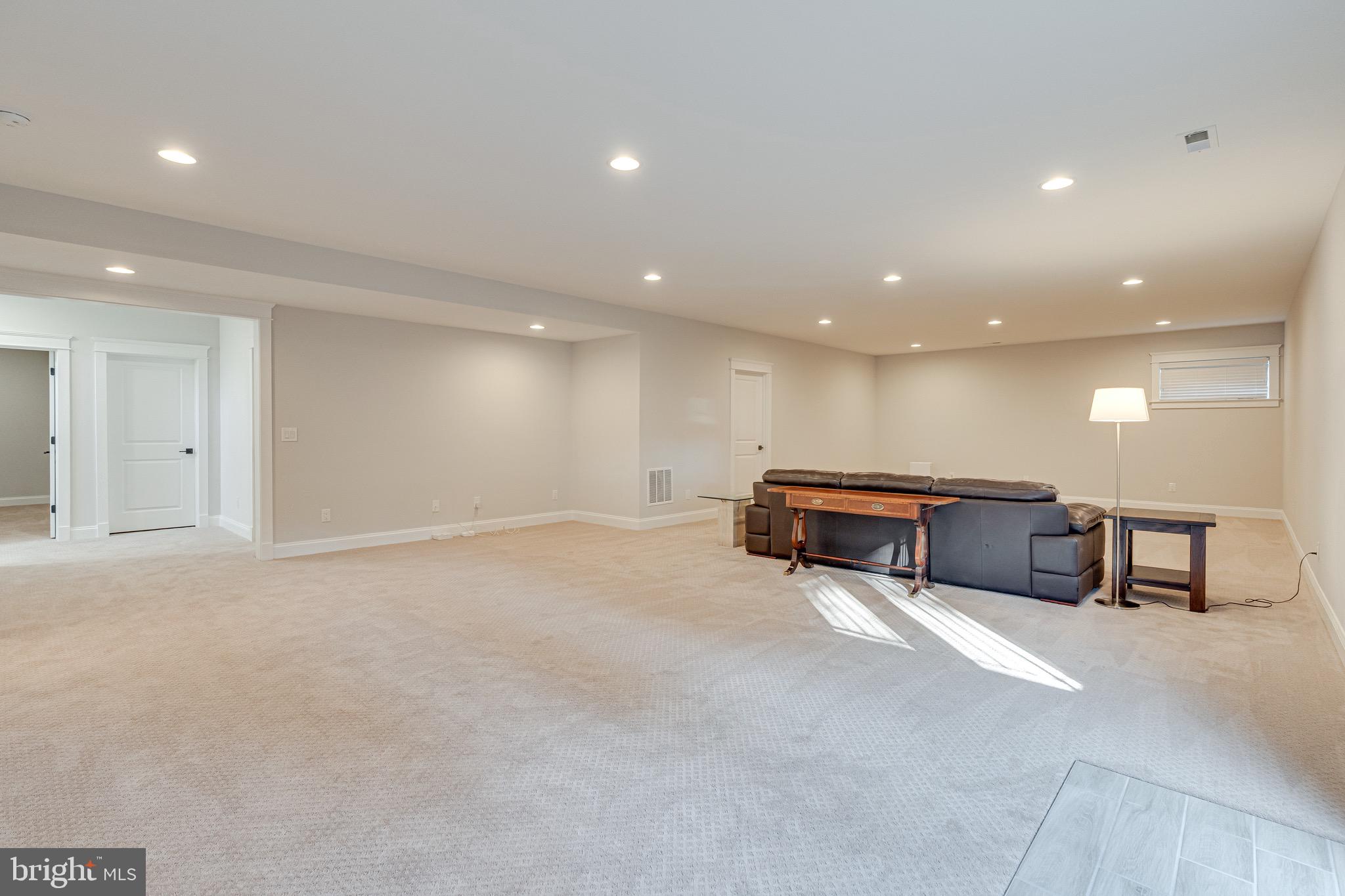 EL NIDO ESTATES - Residential