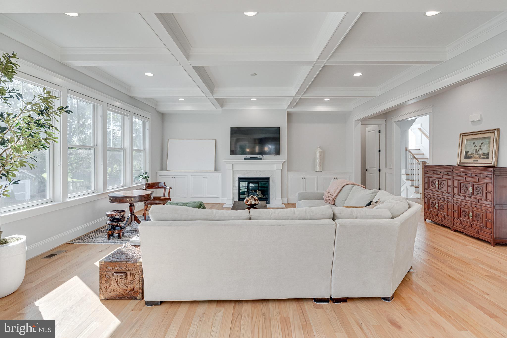 EL NIDO ESTATES - Residential