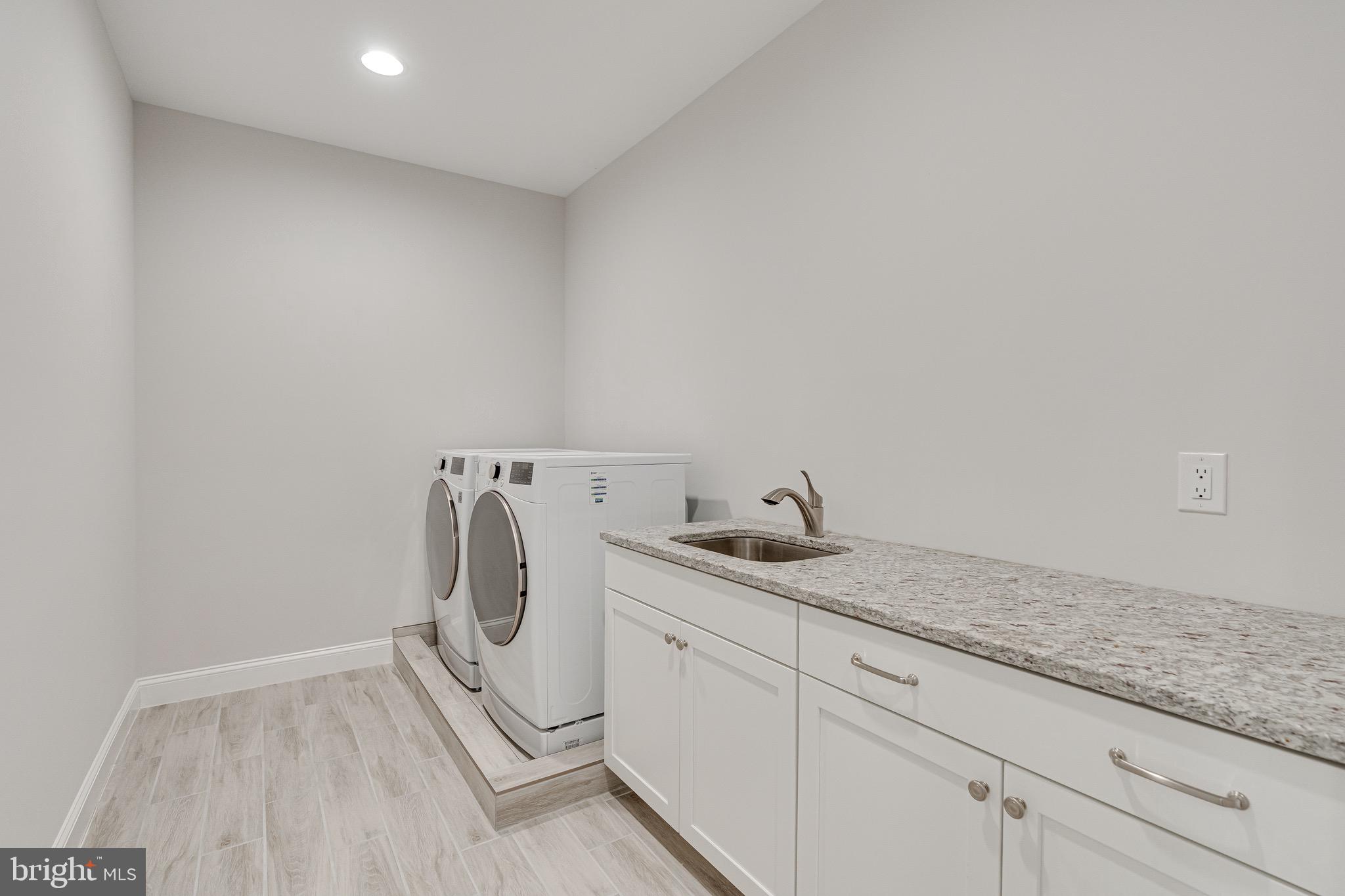 EL NIDO ESTATES - Residential