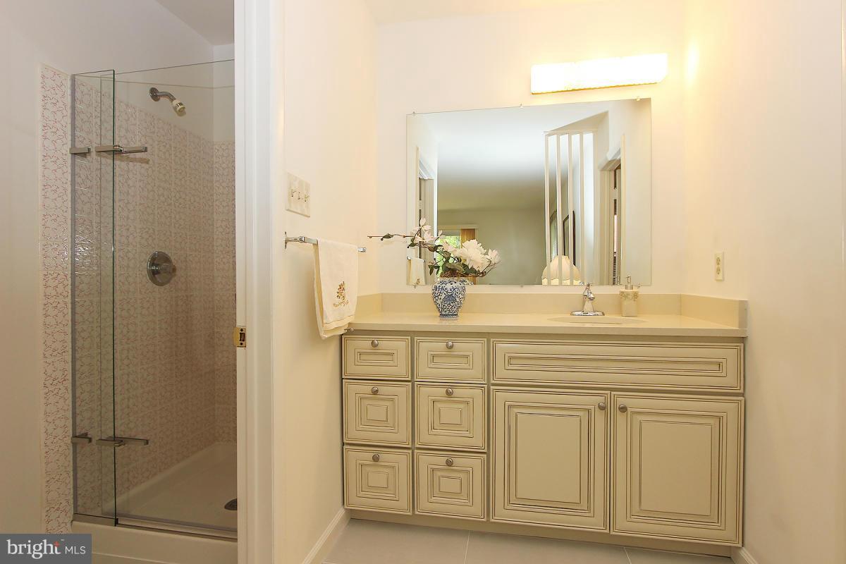 SIMPSON WOODS - Residential