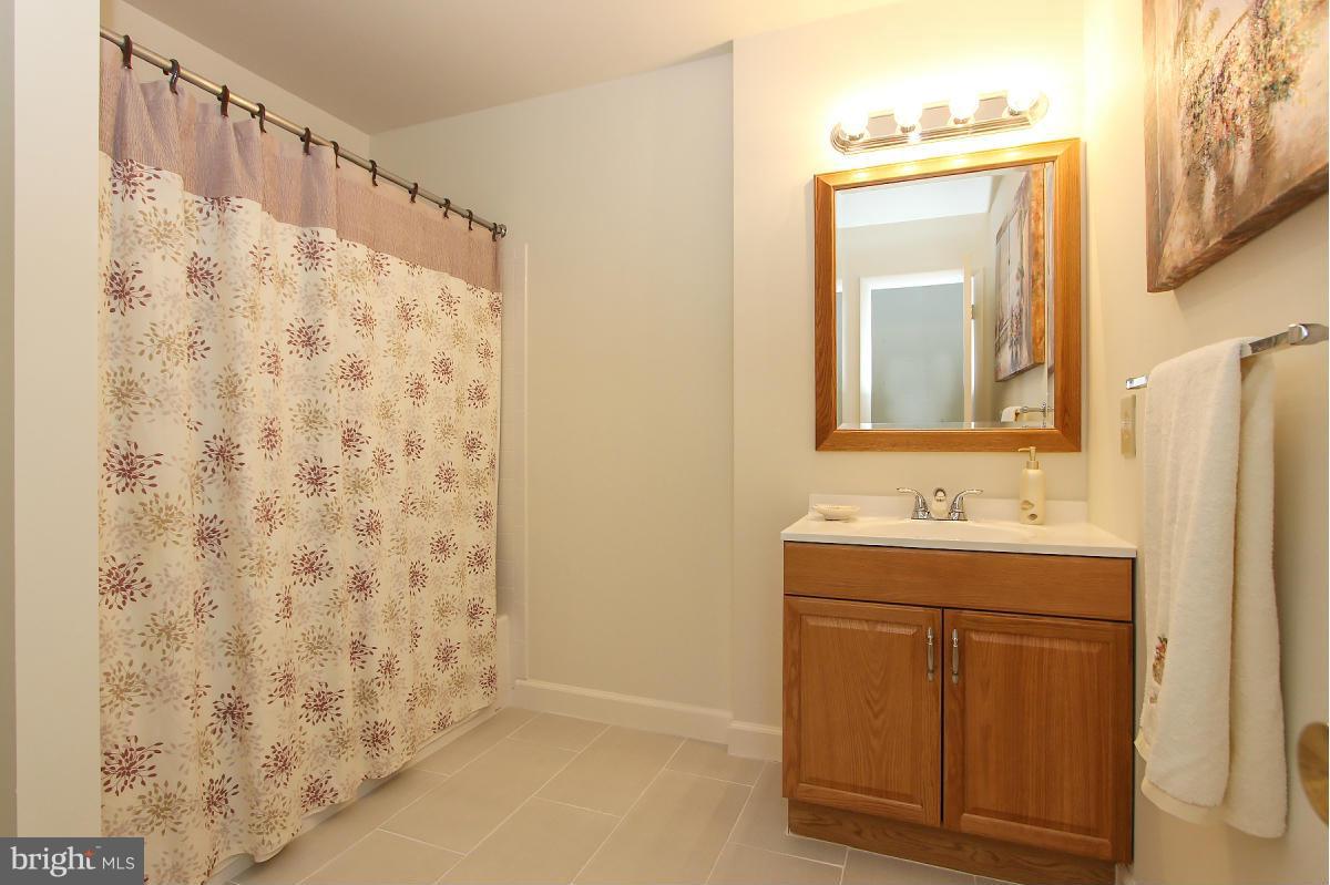 SIMPSON WOODS - Residential