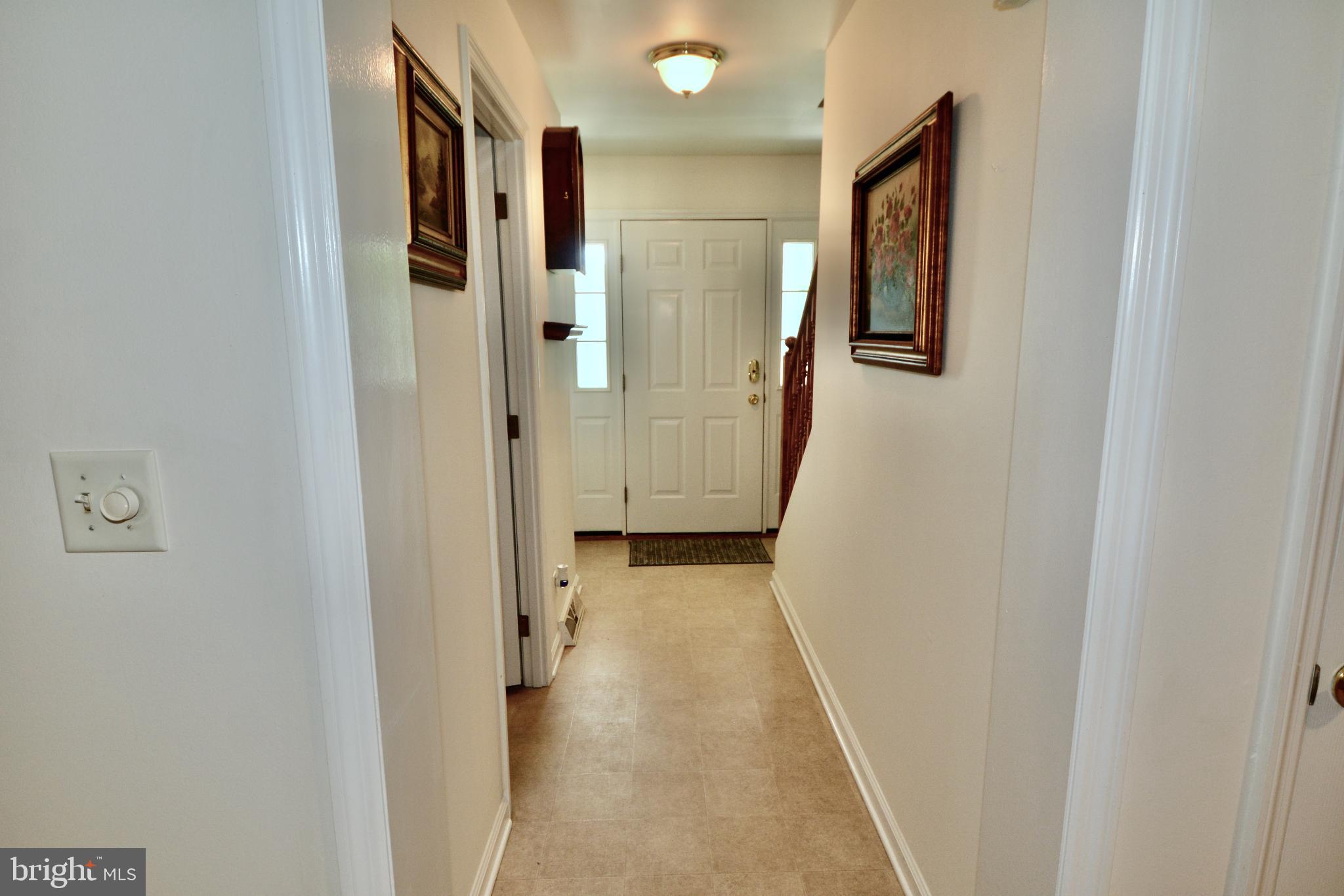 4 W WOODDUCK DR