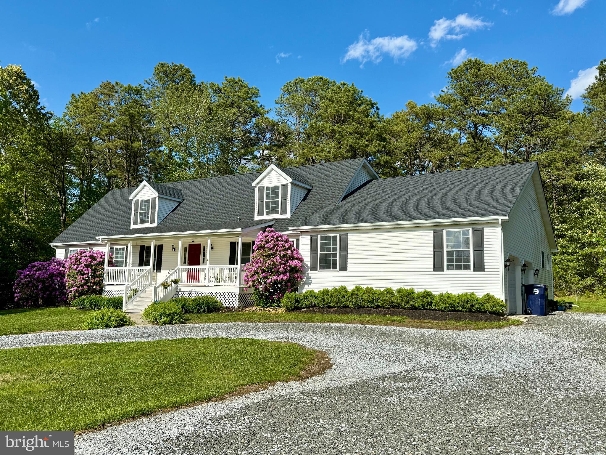 4 W WOODDUCK DR