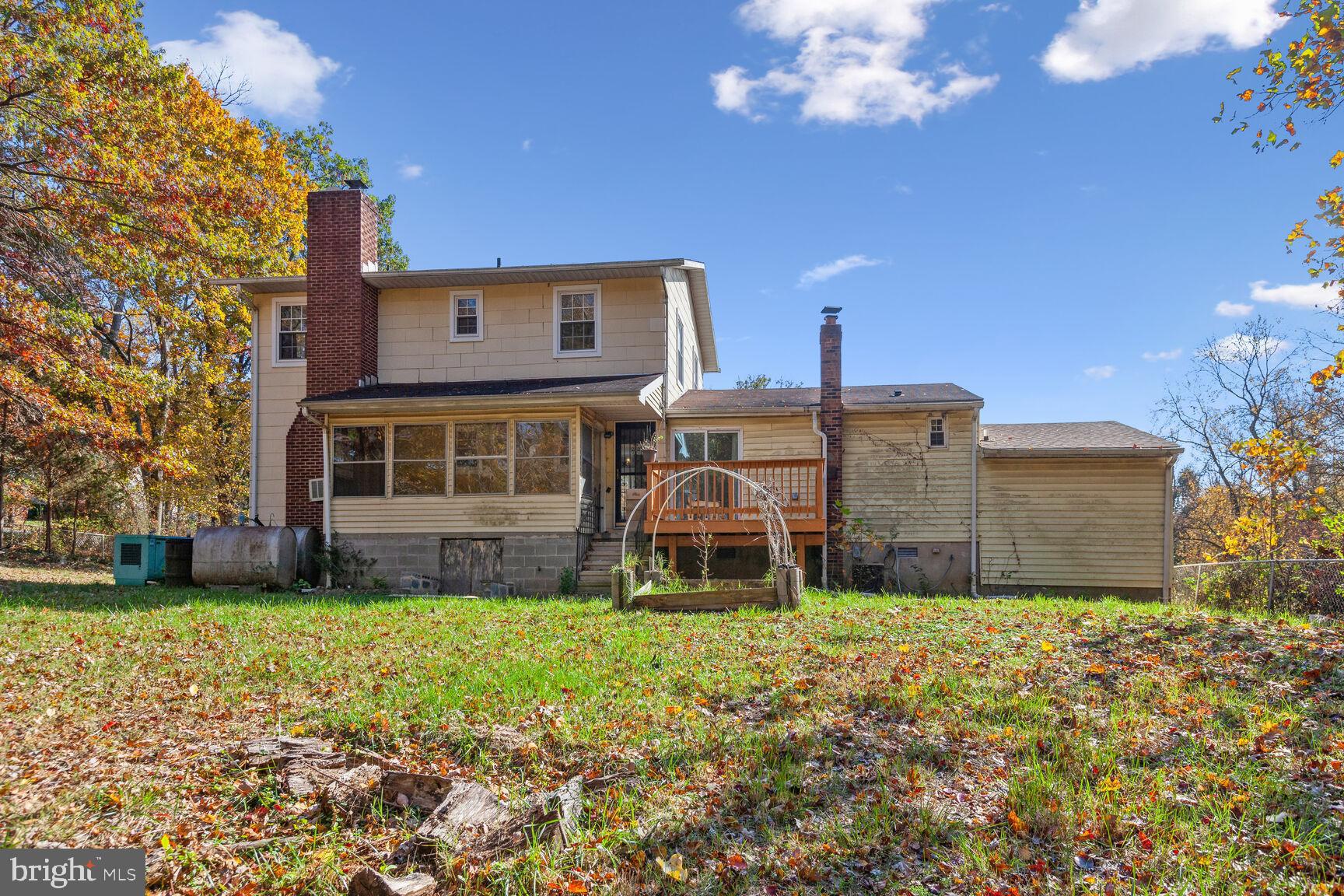 ROSEDALE - Residential Lease