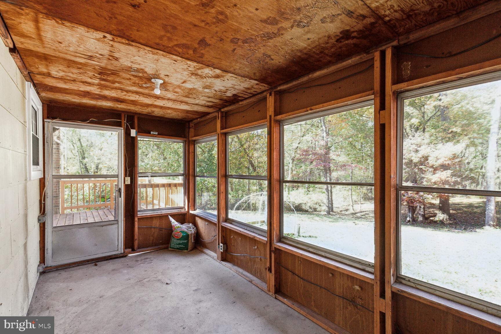 ROSEDALE - Residential Lease