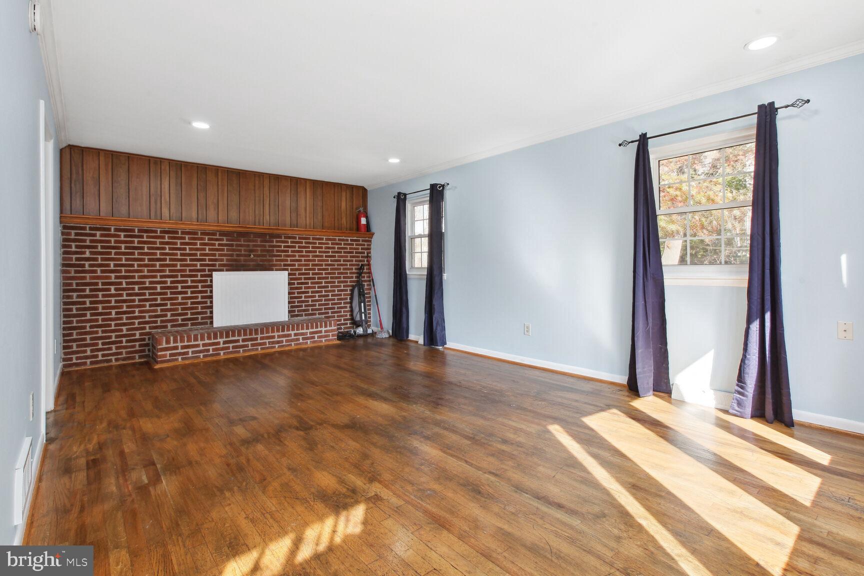 ROSEDALE - Residential Lease