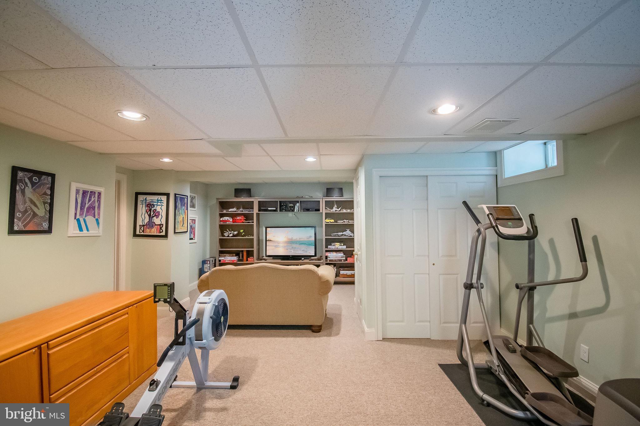 WEATHERFIELD - Residential