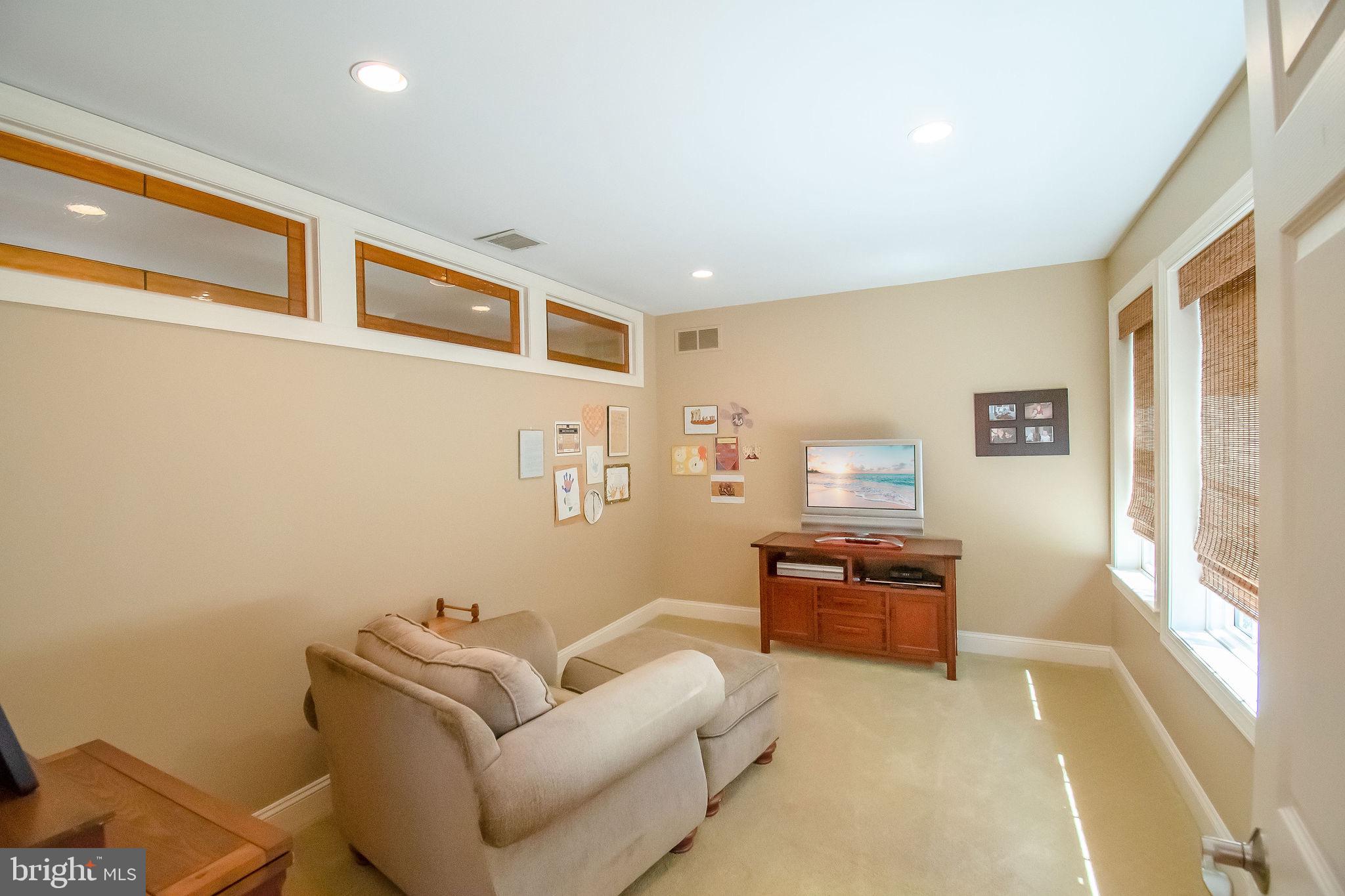 WEATHERFIELD - Residential