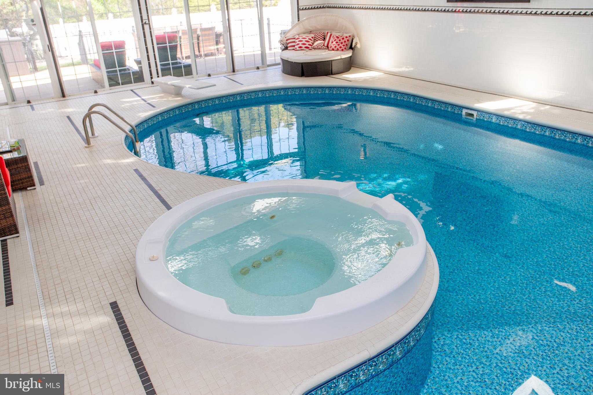 FEASTERVILLE - Residential