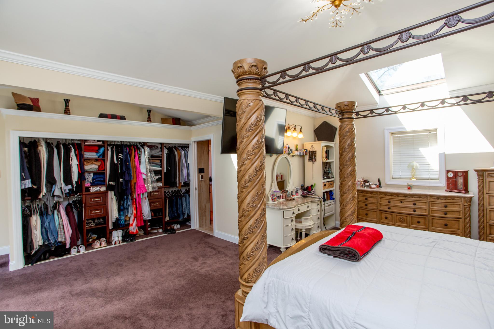 FEASTERVILLE - Residential