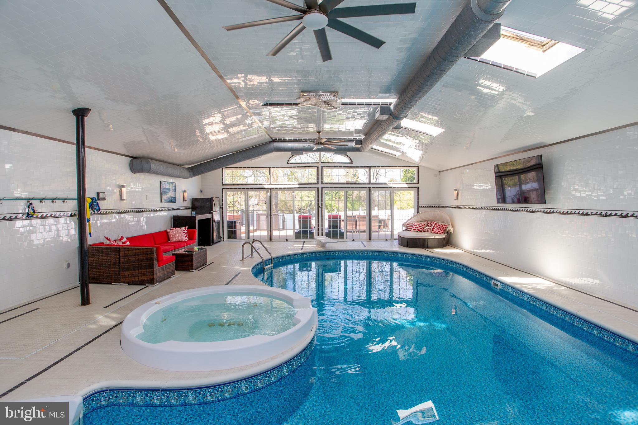 FEASTERVILLE - Residential