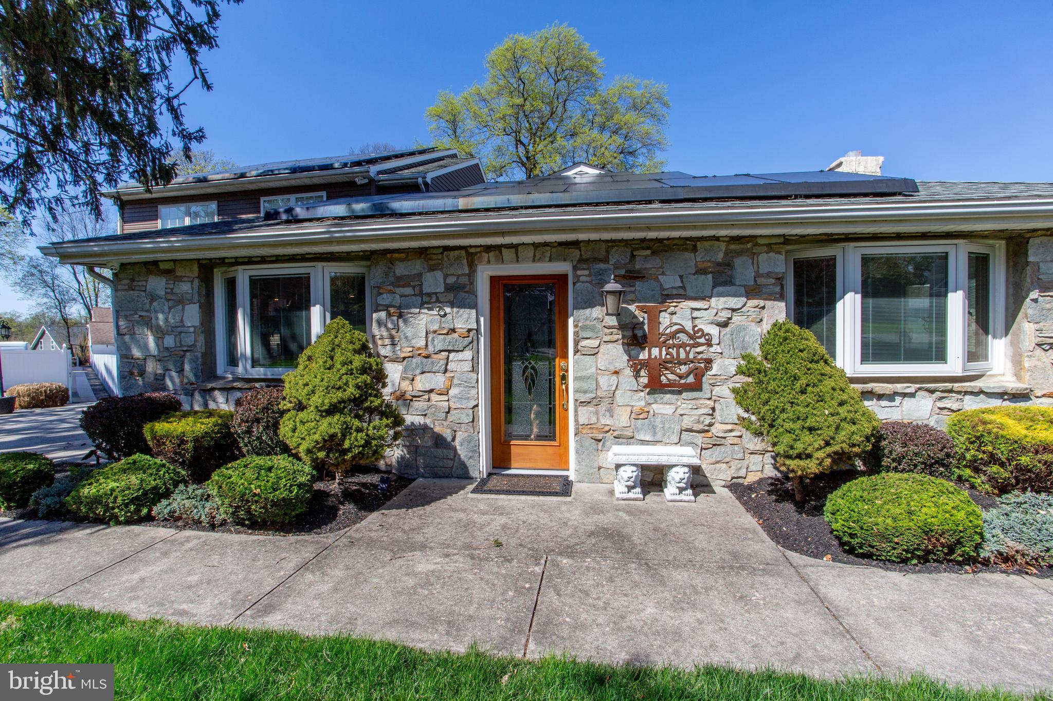 FEASTERVILLE - Residential