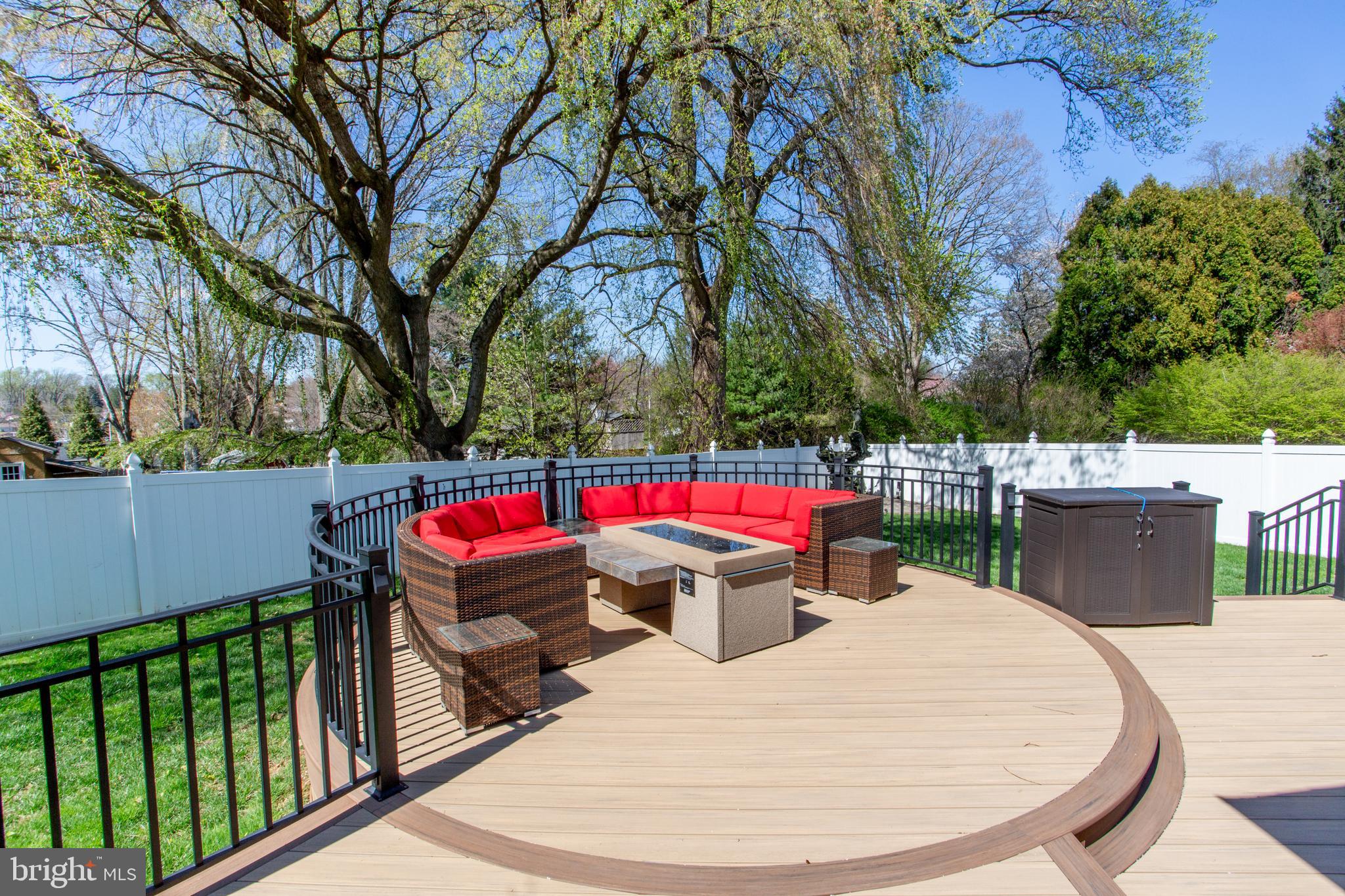 FEASTERVILLE - Residential