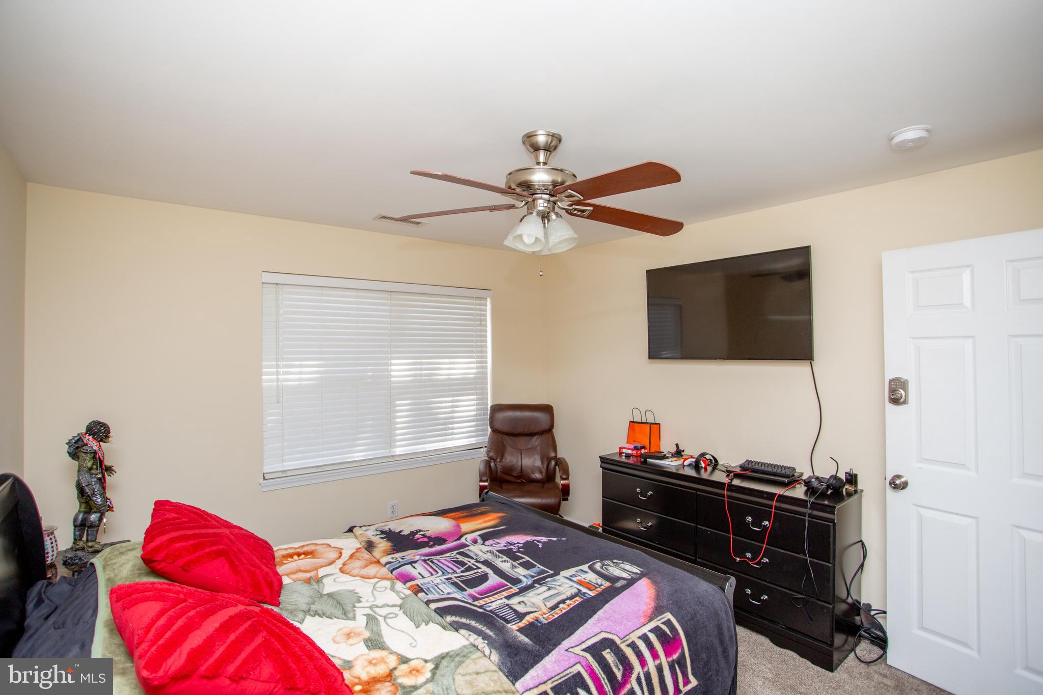 FEASTERVILLE - Residential