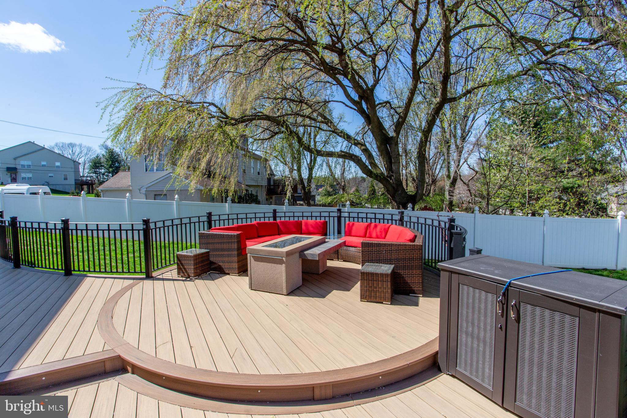 FEASTERVILLE - Residential