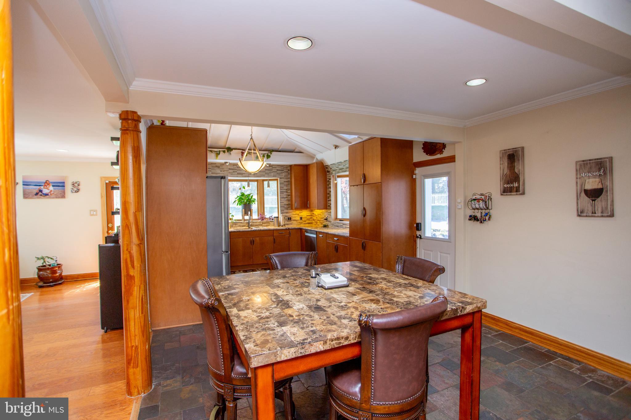 FEASTERVILLE - Residential