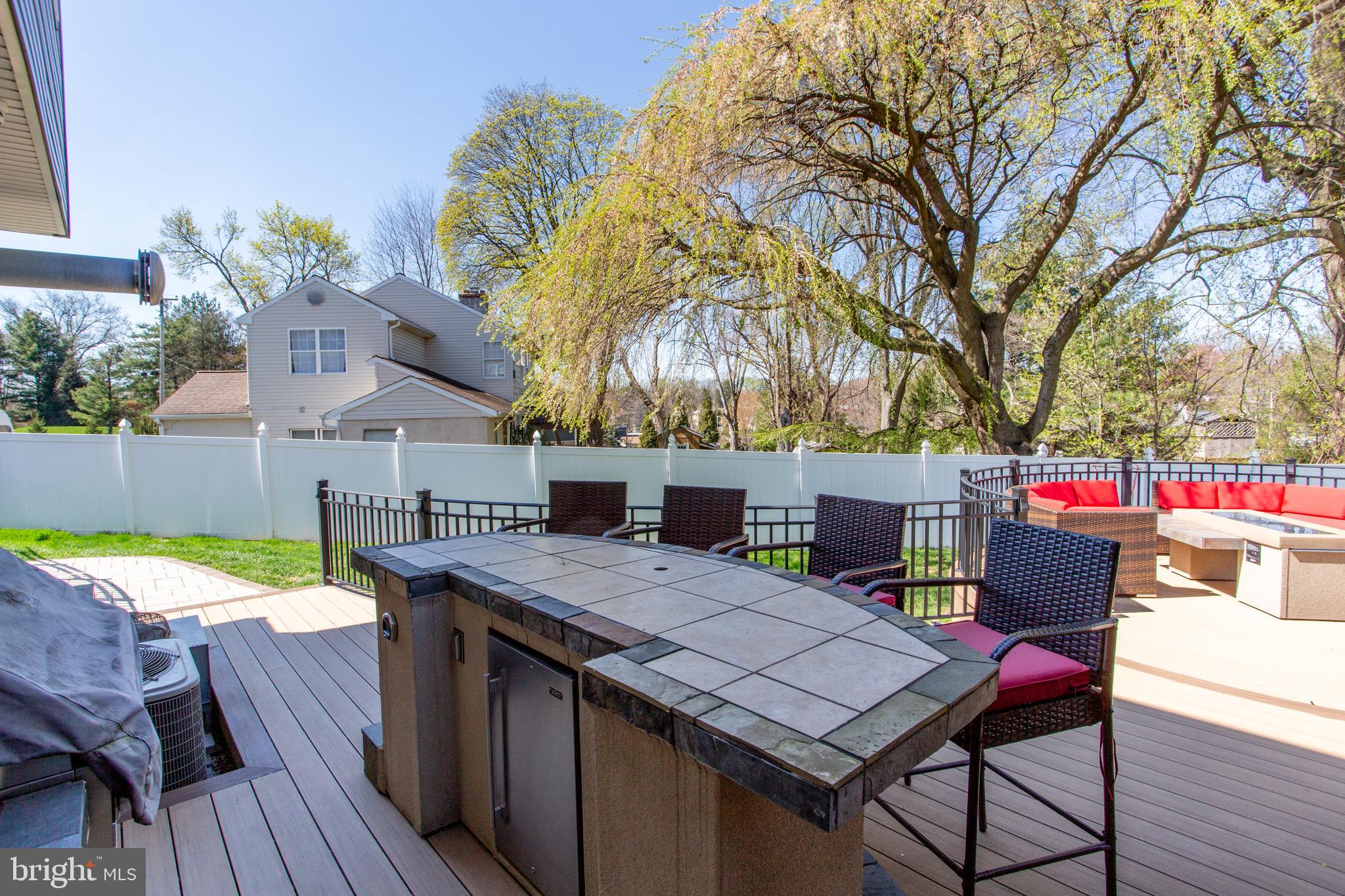 FEASTERVILLE - Residential