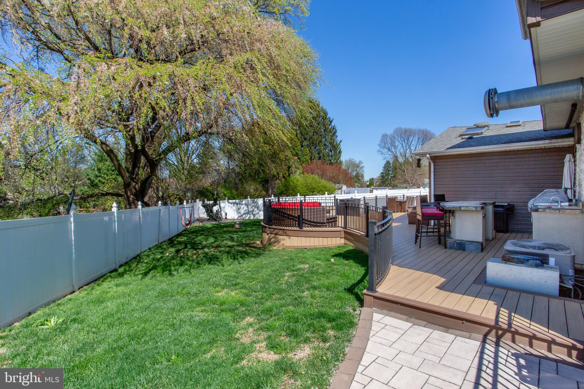 FEASTERVILLE - Residential