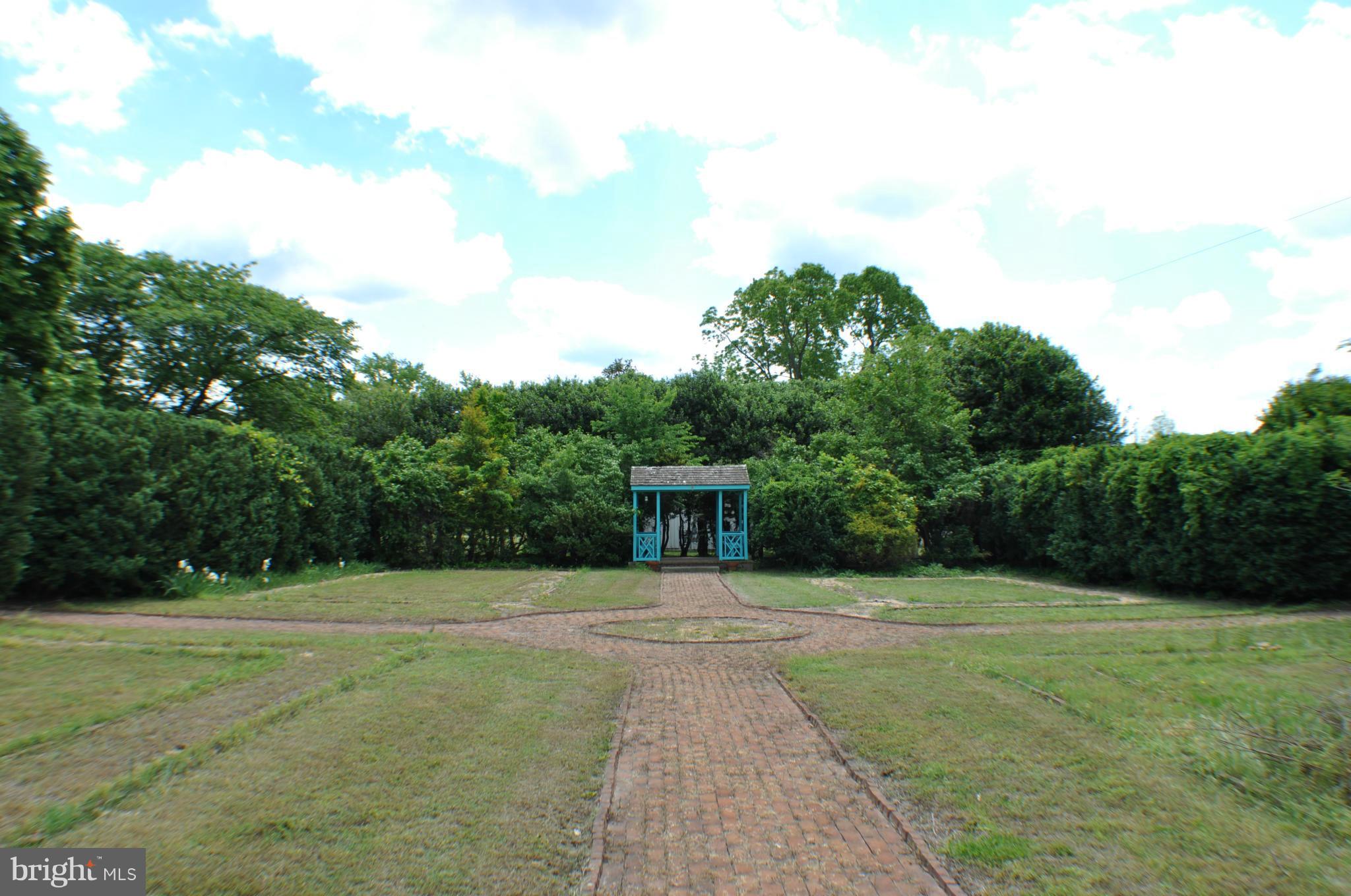 BERCLAIR PLANTATION - Residential Lease