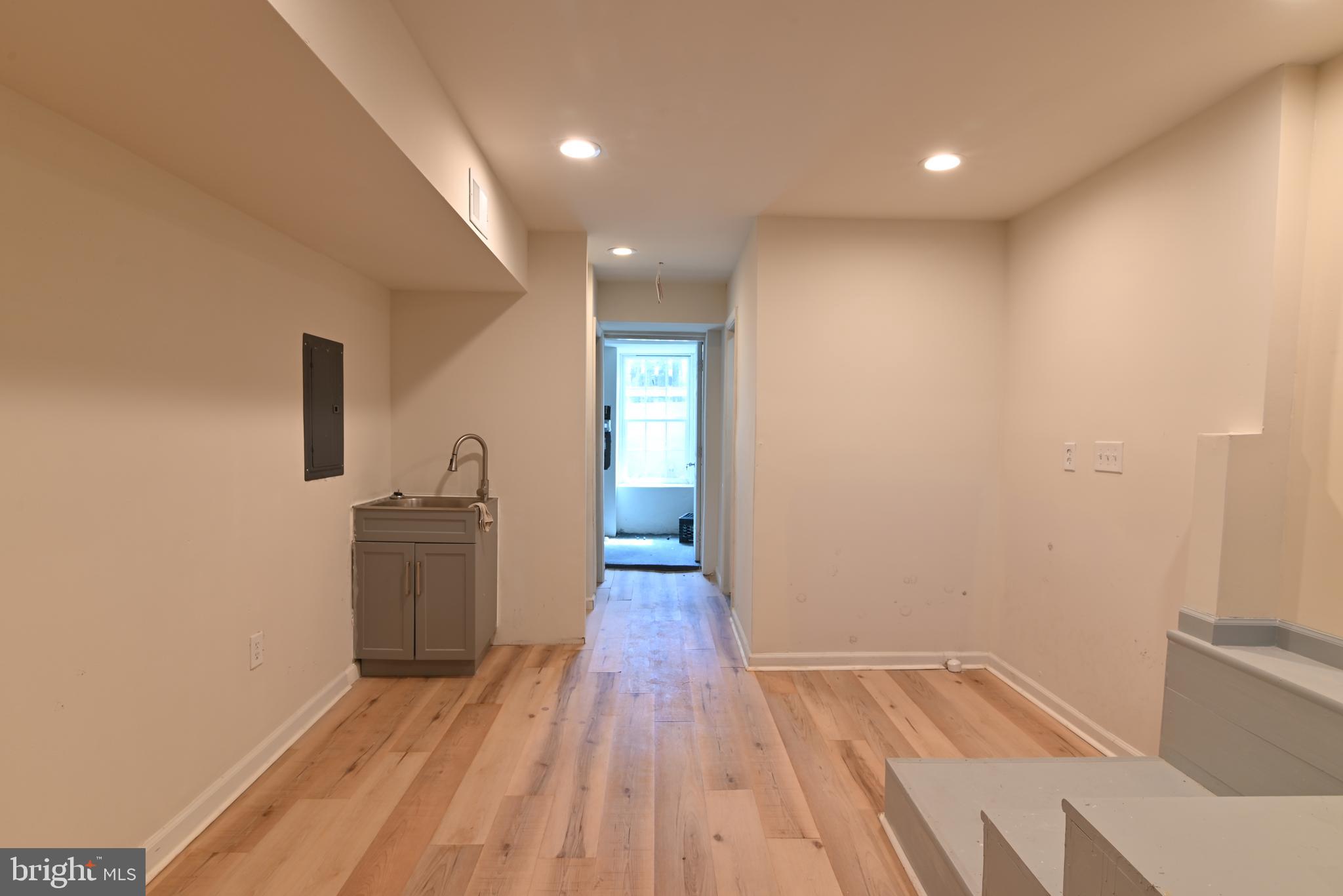 PARKSIDE - Residential Income