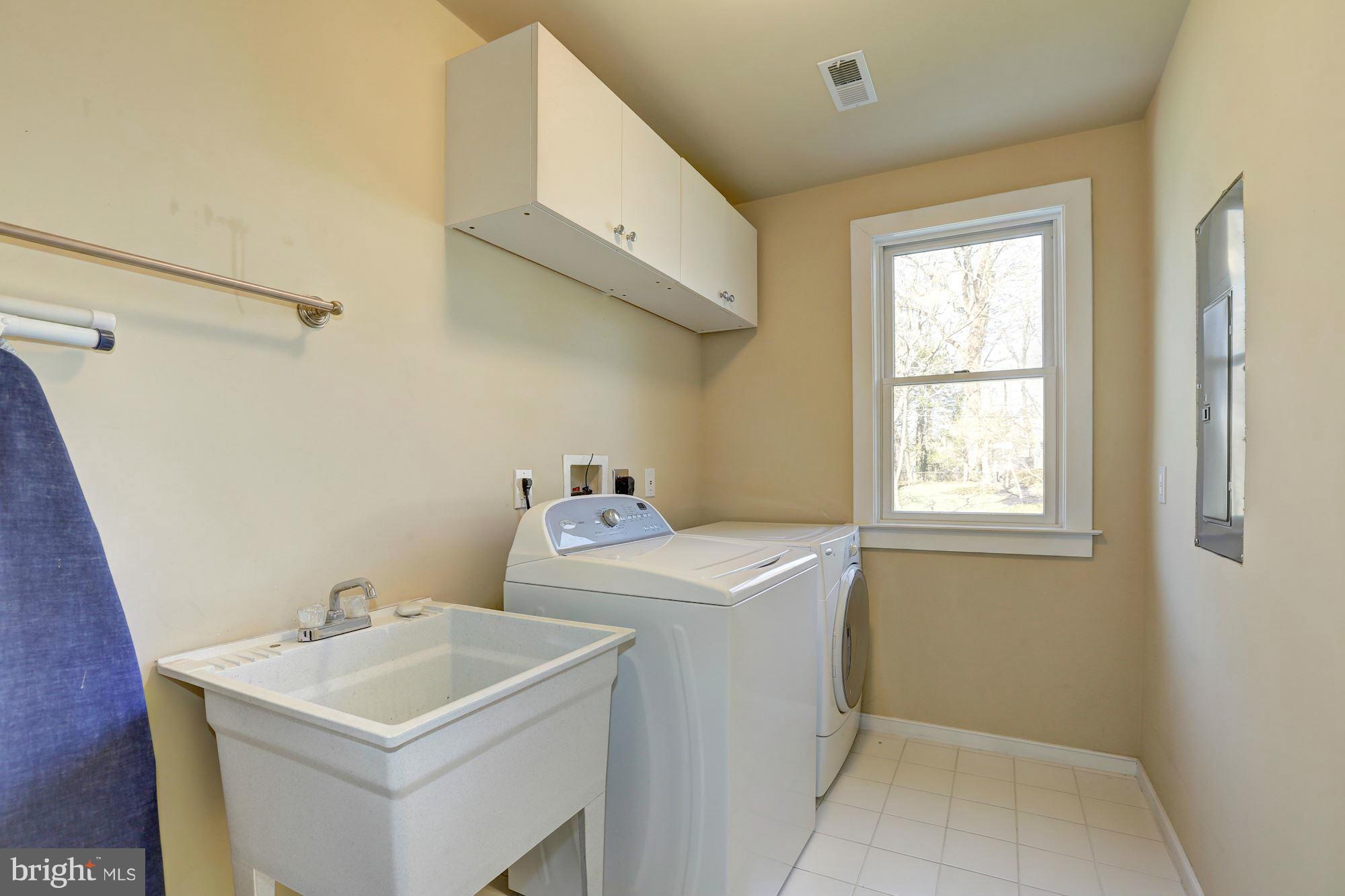 BANNOCKBURN - Residential